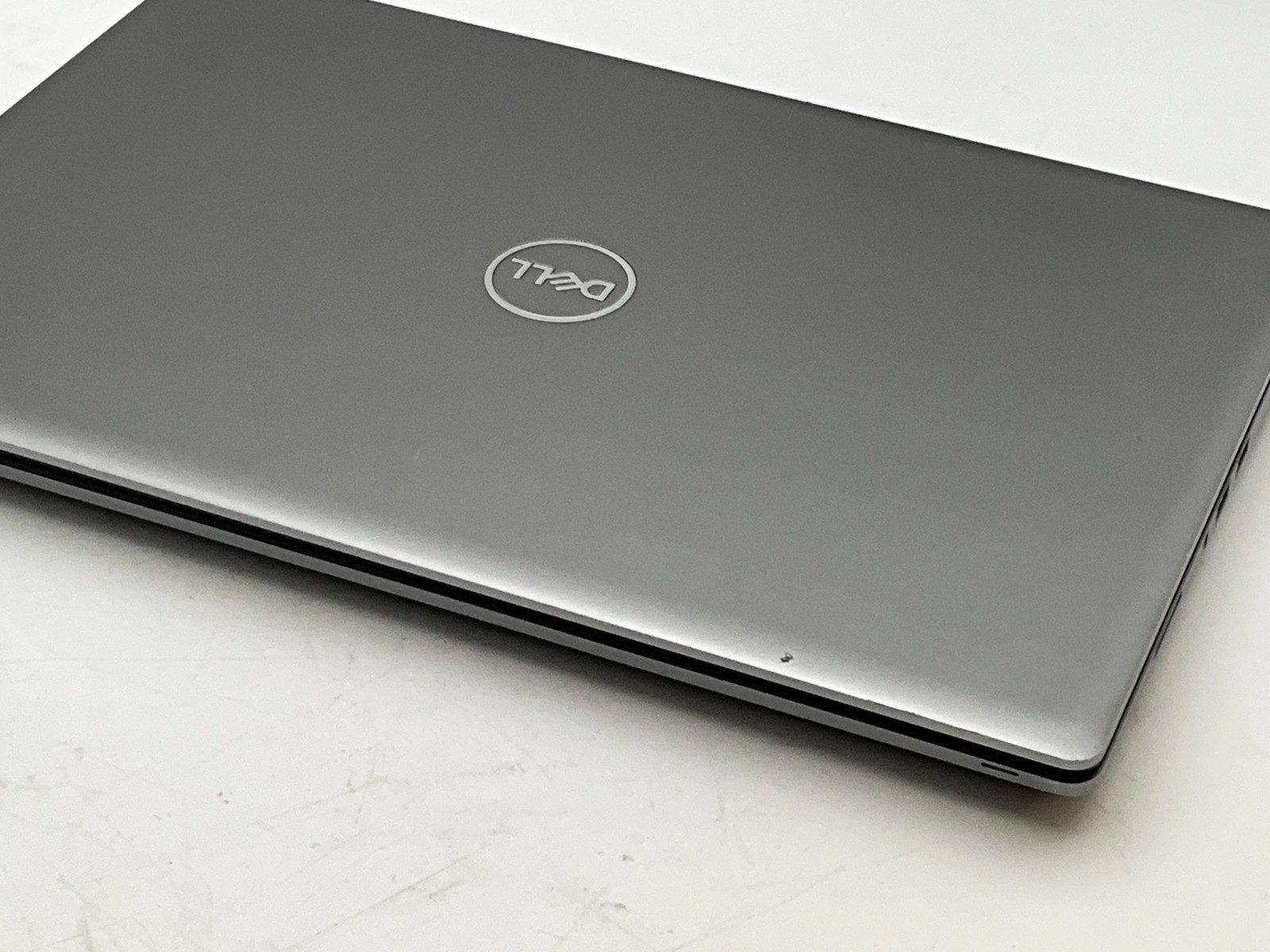 DELL Precision 7550 i7-10850H 2.70gh 64gb 1TB T2000 15.6″ LAPTOP 5BP2043