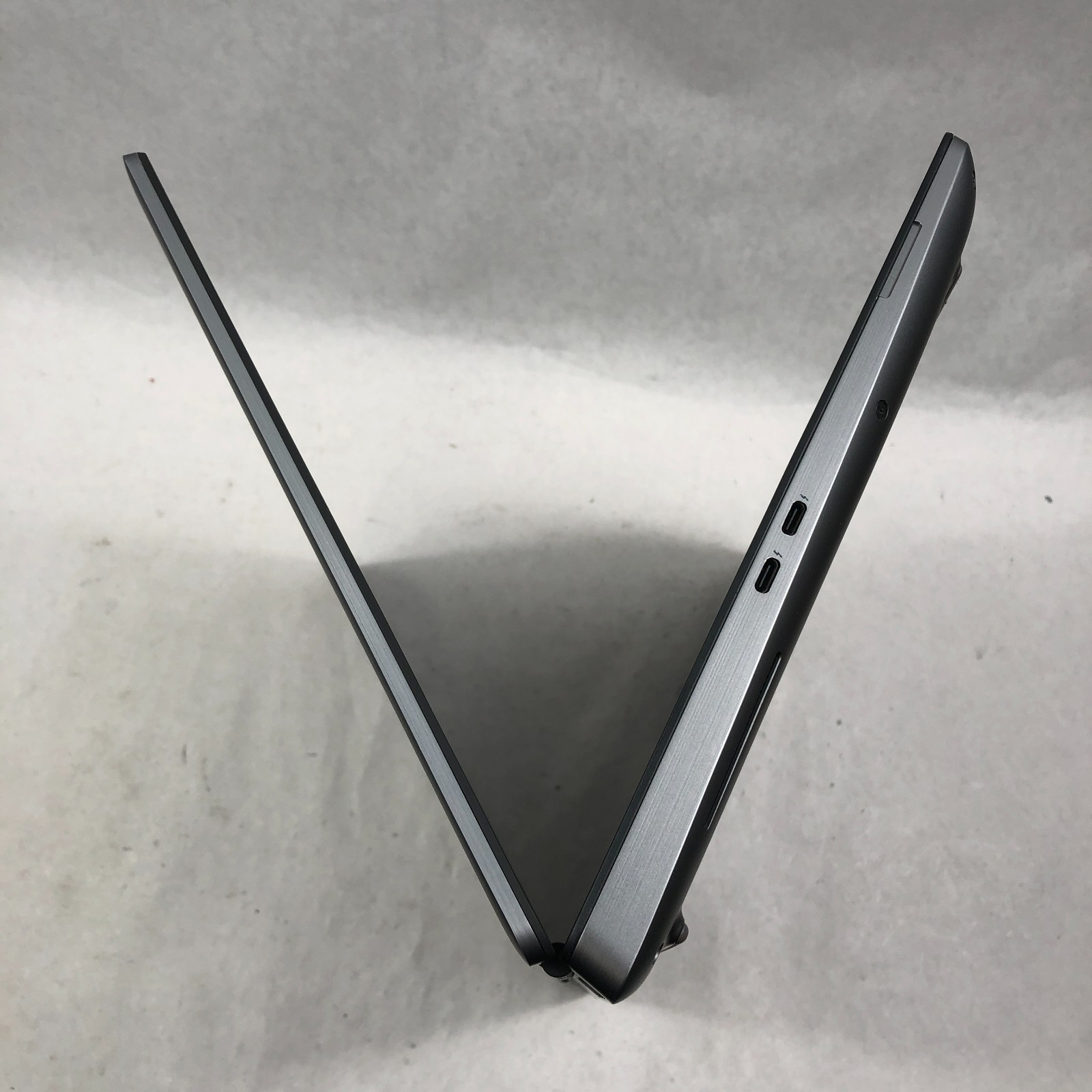 Dell Precision 7550 FHD Core i7-10875H 32GB 512GB SSD NVIDIA RTX 3000 Win 11 Pro