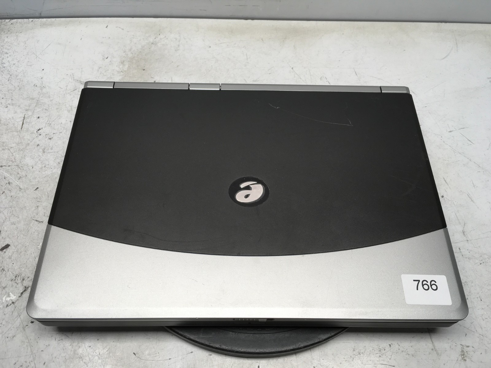 eMachines M5310 Mobile AMD Athlon XP 1800MHz 512MB NO HDD