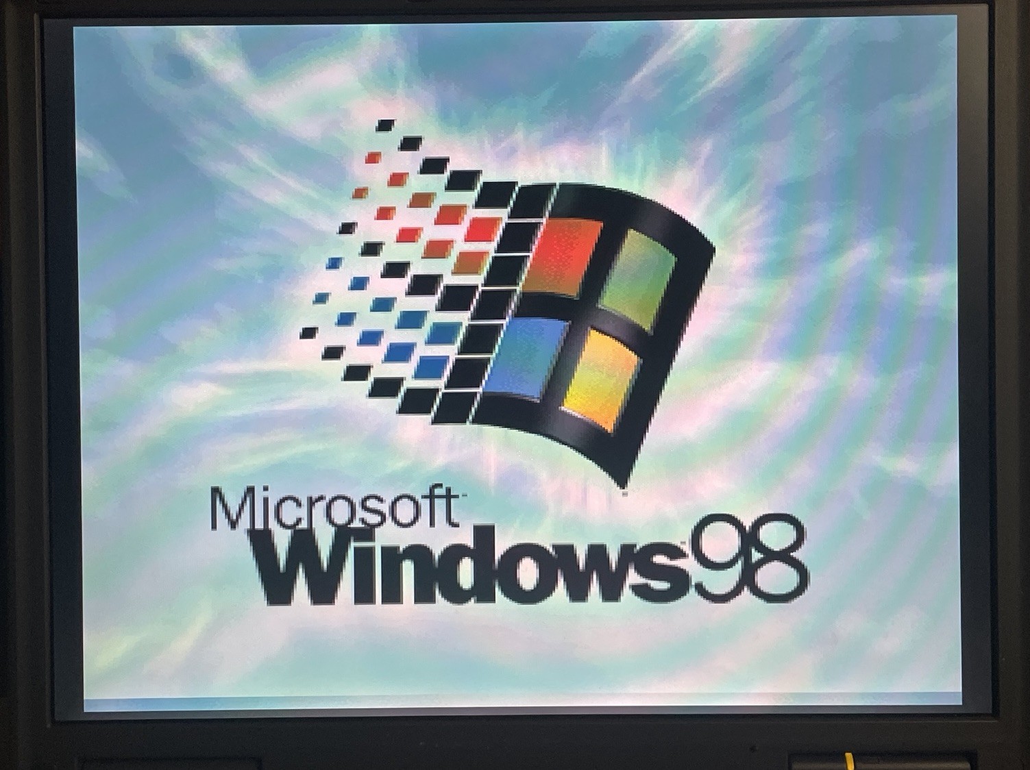 Gateway Solo 5150 Windows 98 Laptop
