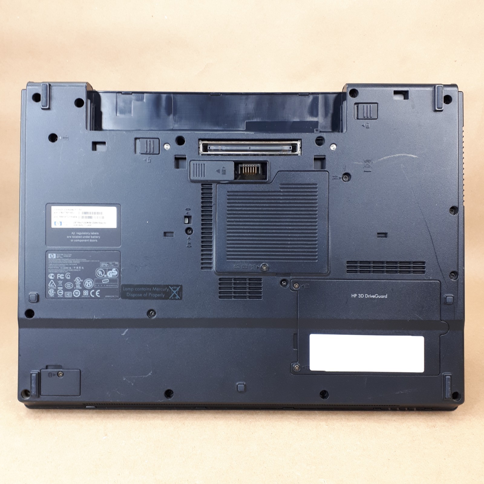 HP Compaq 6715b 15.4″ Laptop AMD Turion 64 X2 4GB RAM 250GB HDD Boots/Bios H4053