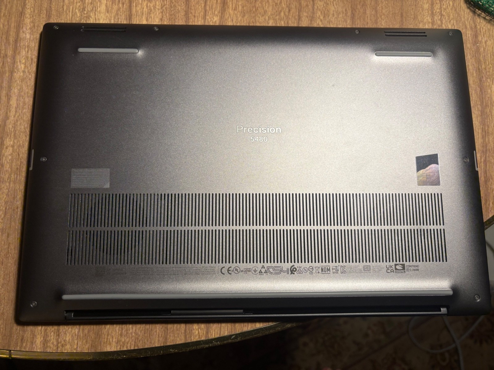 Dell Precision 5480: Core i7-13800H; 32GB RAM; 256GB SSD; Iris Xe Graphics Only