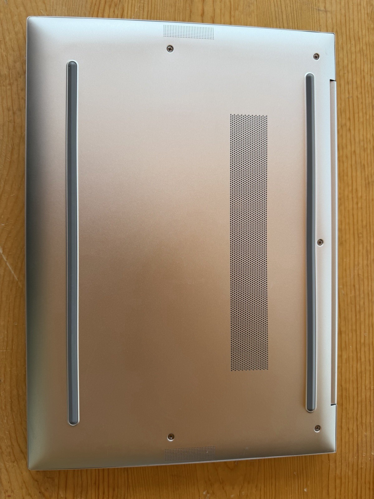 HP EliteBook 845 G9 14″ Ryzen 5 PRO 16GB 475GB SSD Win11 Silver