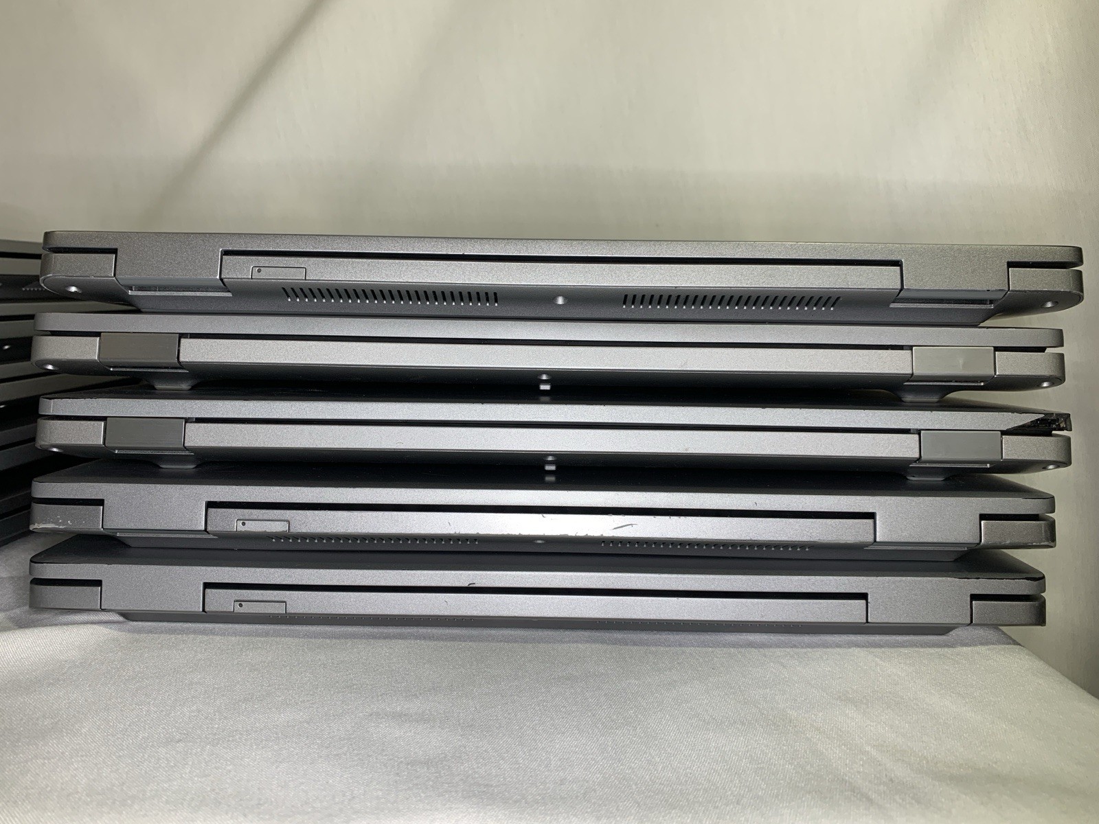Lot 10x Dell Latitide 15.6″ Laptops Mix of 5510/5511/5520 laptops