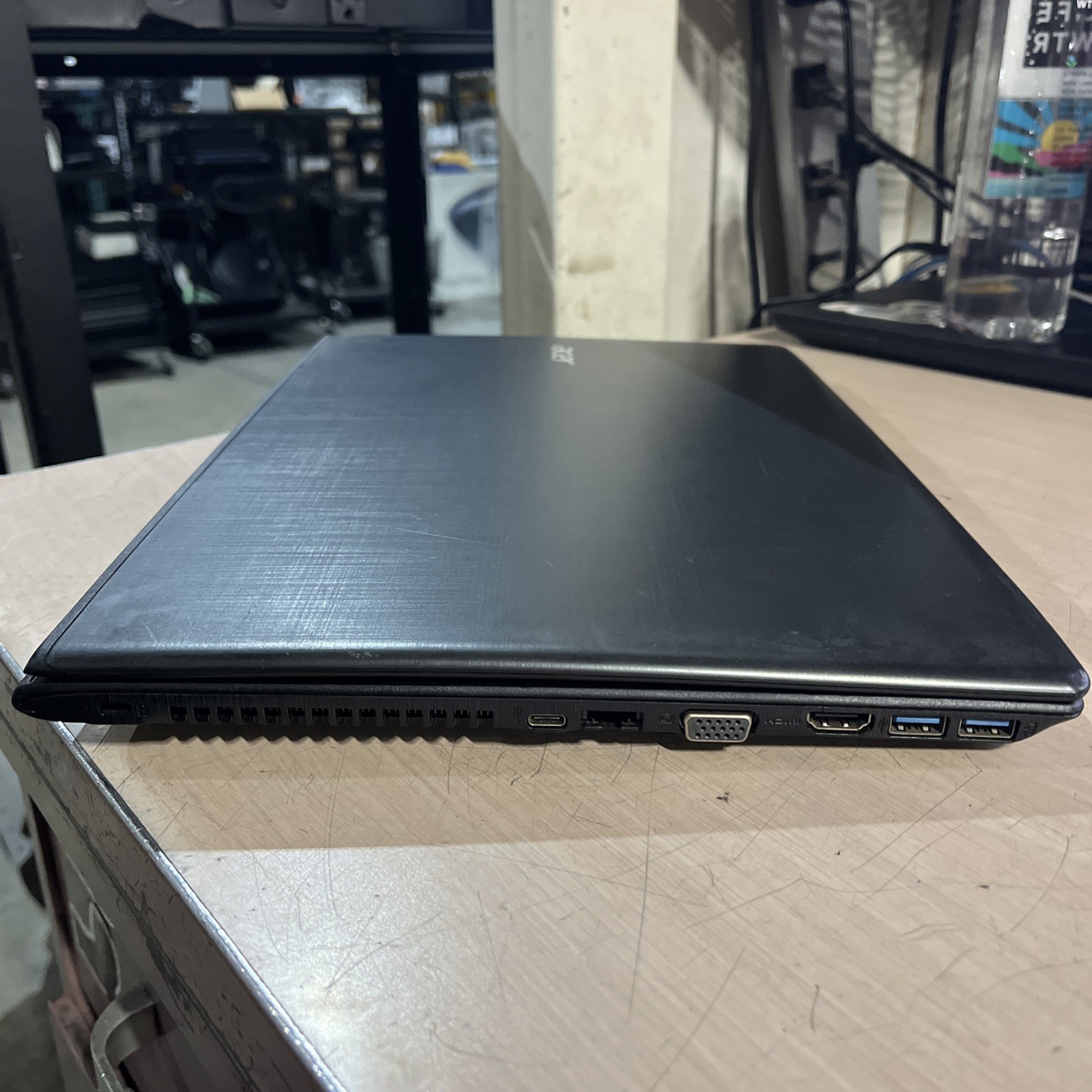 ACER ASPIRE E5-575 INTEL CORE I3 7TH GEN 4GB RAM NO HD