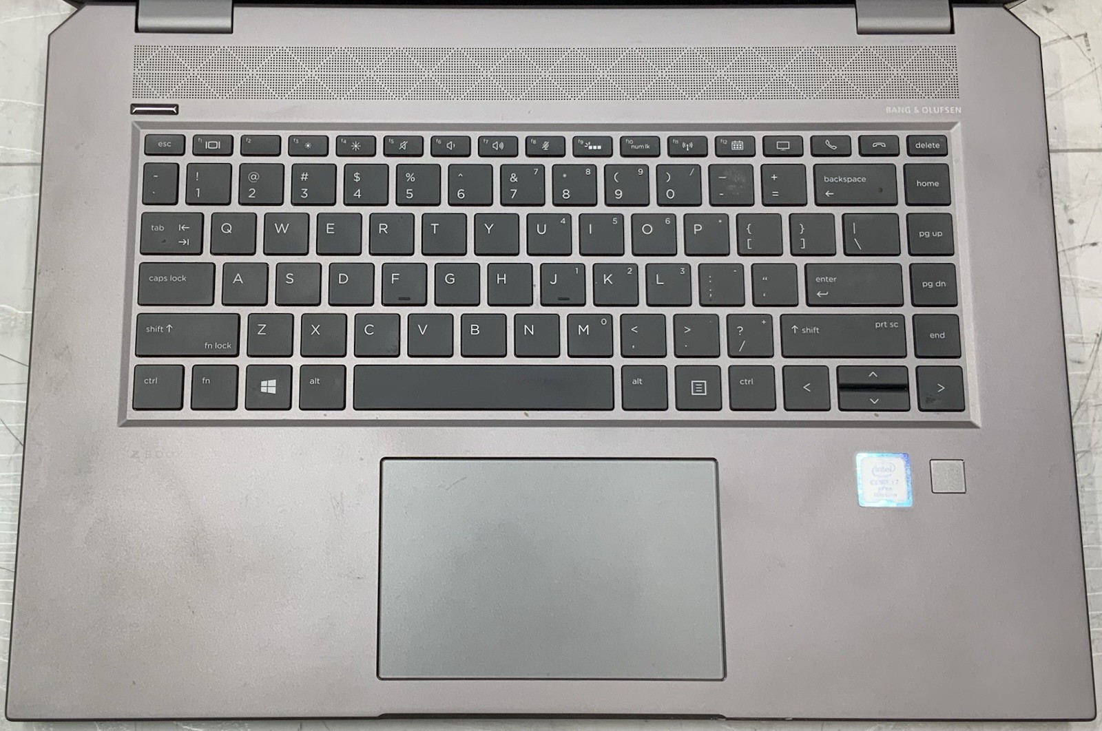 HP ZBook Studio G5 15.6″ – i7-8850H 32GB RAM, 512GB SSD, P1000, Win 10 Pro
