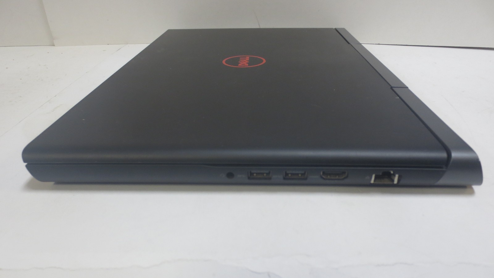 Dell Inspiron 15 Gaming 7567 i5-7300HQ | 8GB RAM | 256GB SSD |GTX1050 | WIN 10
