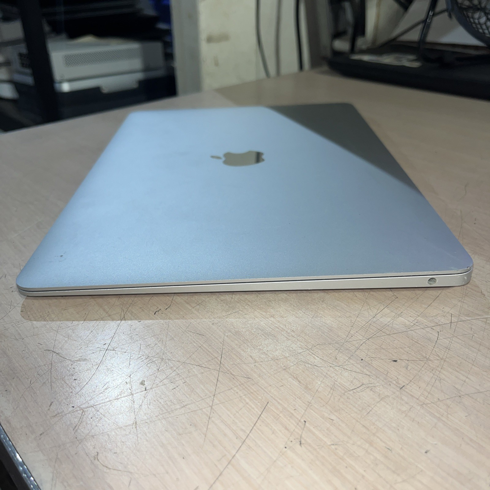 APPLE MACBOOK AIR 13″ SCISSOR, 2020 CORE I3-1000NG4 1.1GHZ 8GB RAM 256SSD