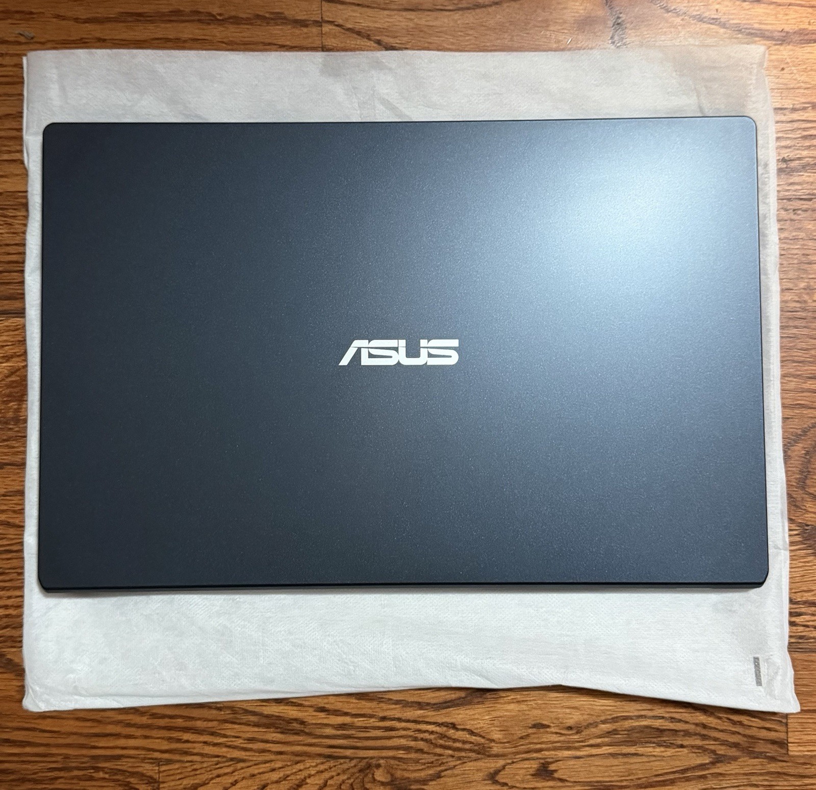 ASUS Vivobook Go L510KA-TH21 15.6″ FHD Pentium N6000 4GB 128GB Win11 Never Used