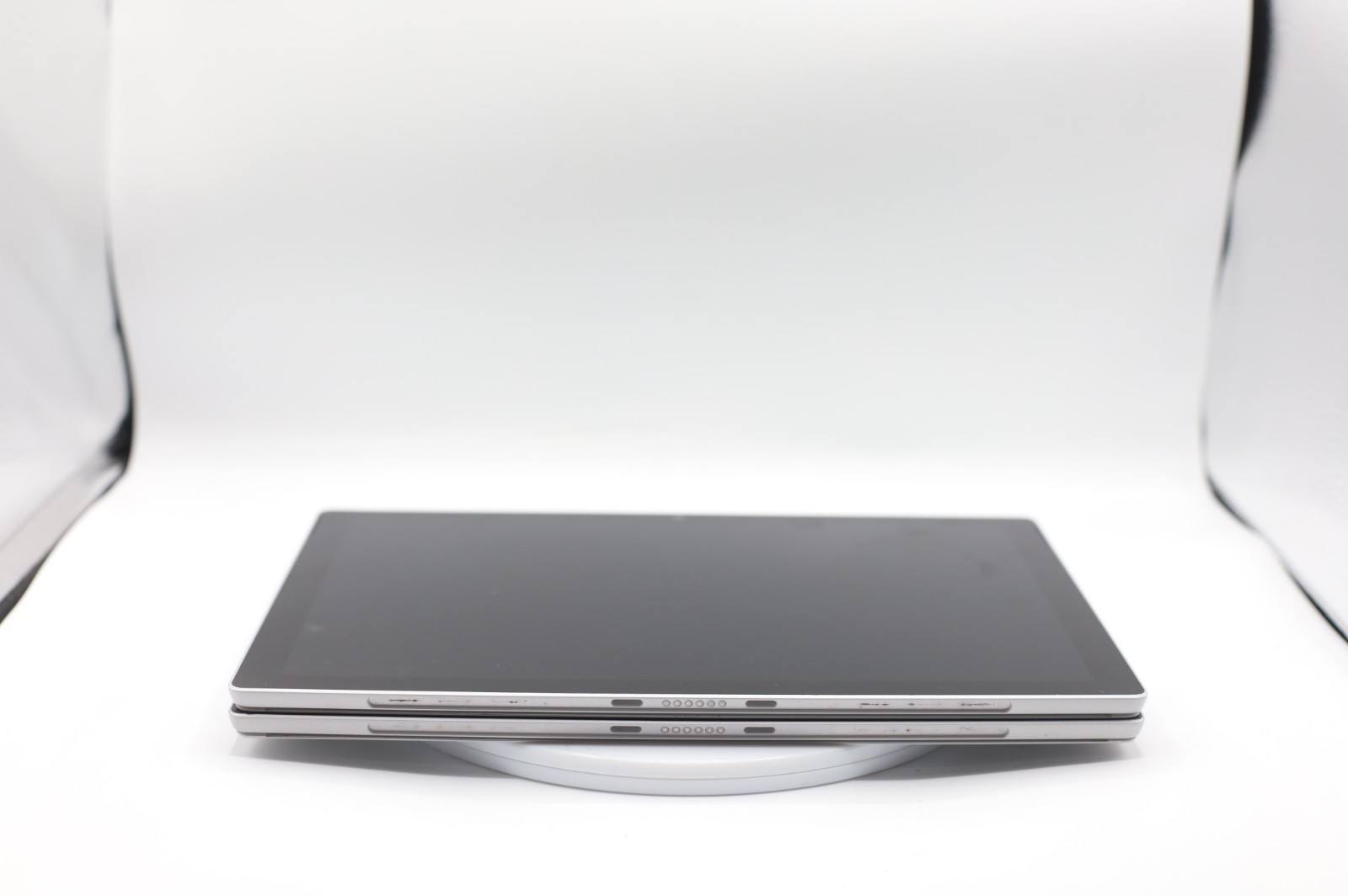 Lot of 2 Microsoft Surface Pro 6 i5-1035G4, 8GB RAM, 256GB NVMe Grade C, B1