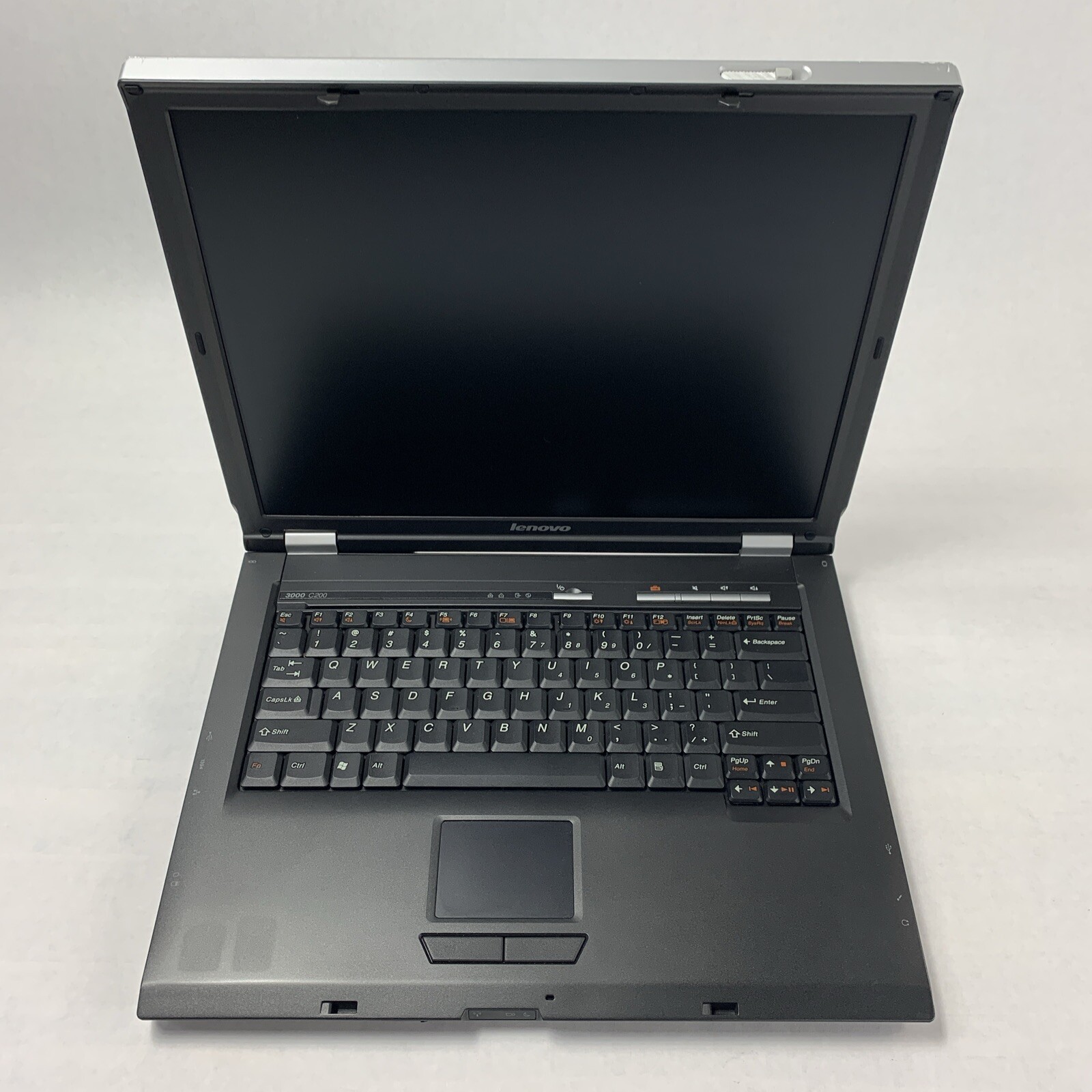Lenovo 3000 C200 Intel Pentium T2060 1.60GHz 1GB RAM 15″ No Battery No HDD No OS