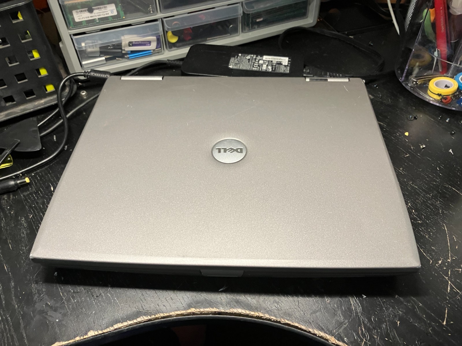 Dell Latitude D600 14″ Pent M 1.4GHz 1GB RAM 16GB SSD Mod Radeon GPU Wifi Win XP