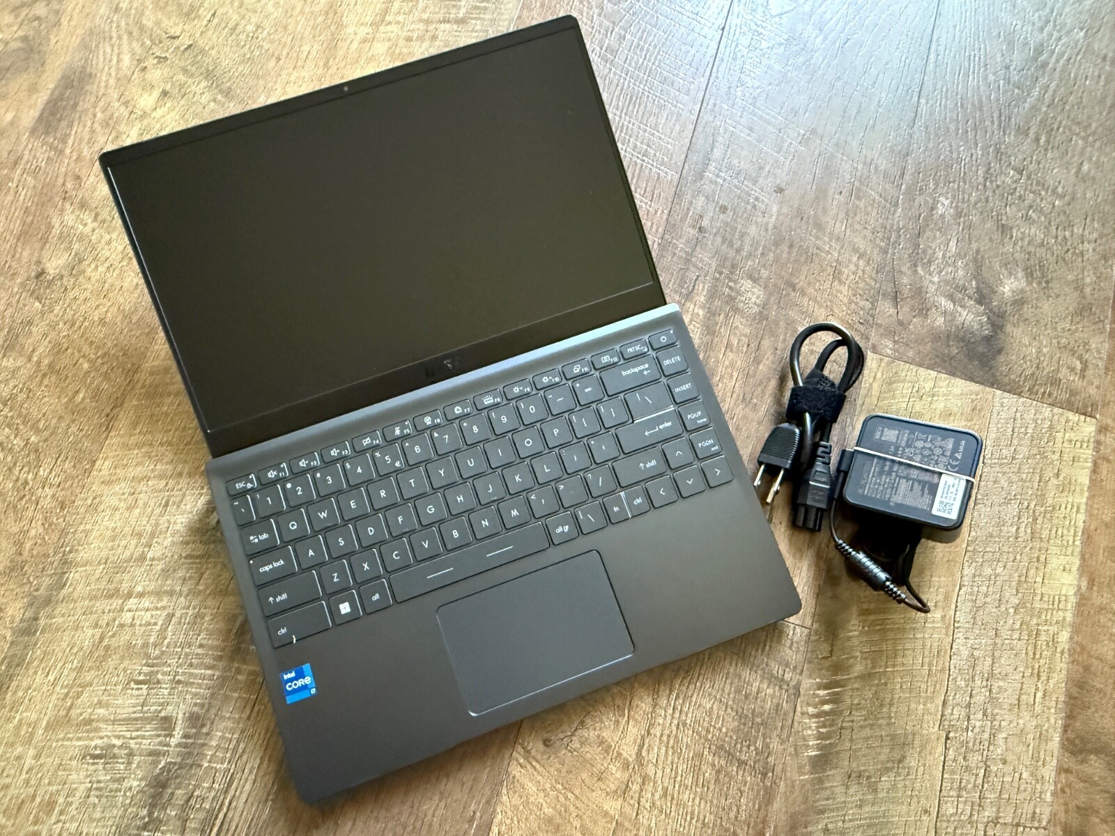 MSI Modern 14 B11MOU-1025US 14” Professional Laptop i7-1195G7 8GB 512GB SSD