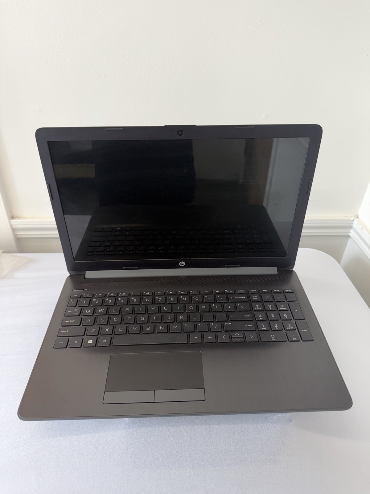 HP Laptop 15-dbOxxx – Good Screen – AMD A4-q125 – RAM 8 GB – Read Desc