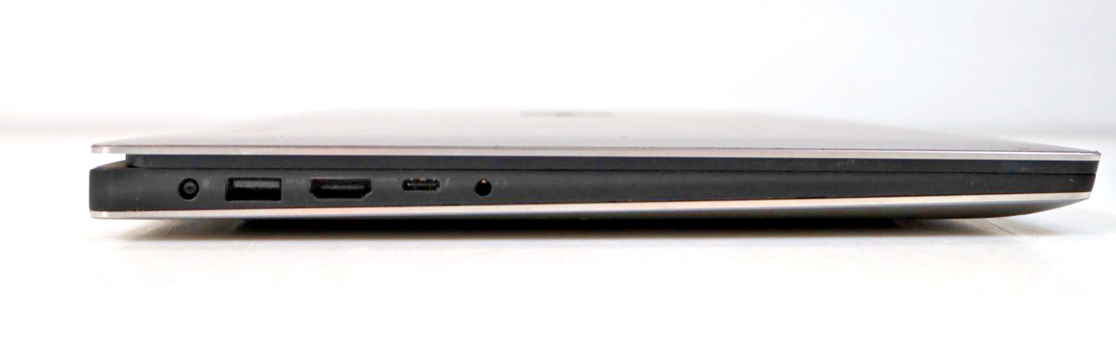 Dell PRECISION 5540 15.3″ Intel i9-9880H 16GB DDR4 256GB SSD Parts Repair