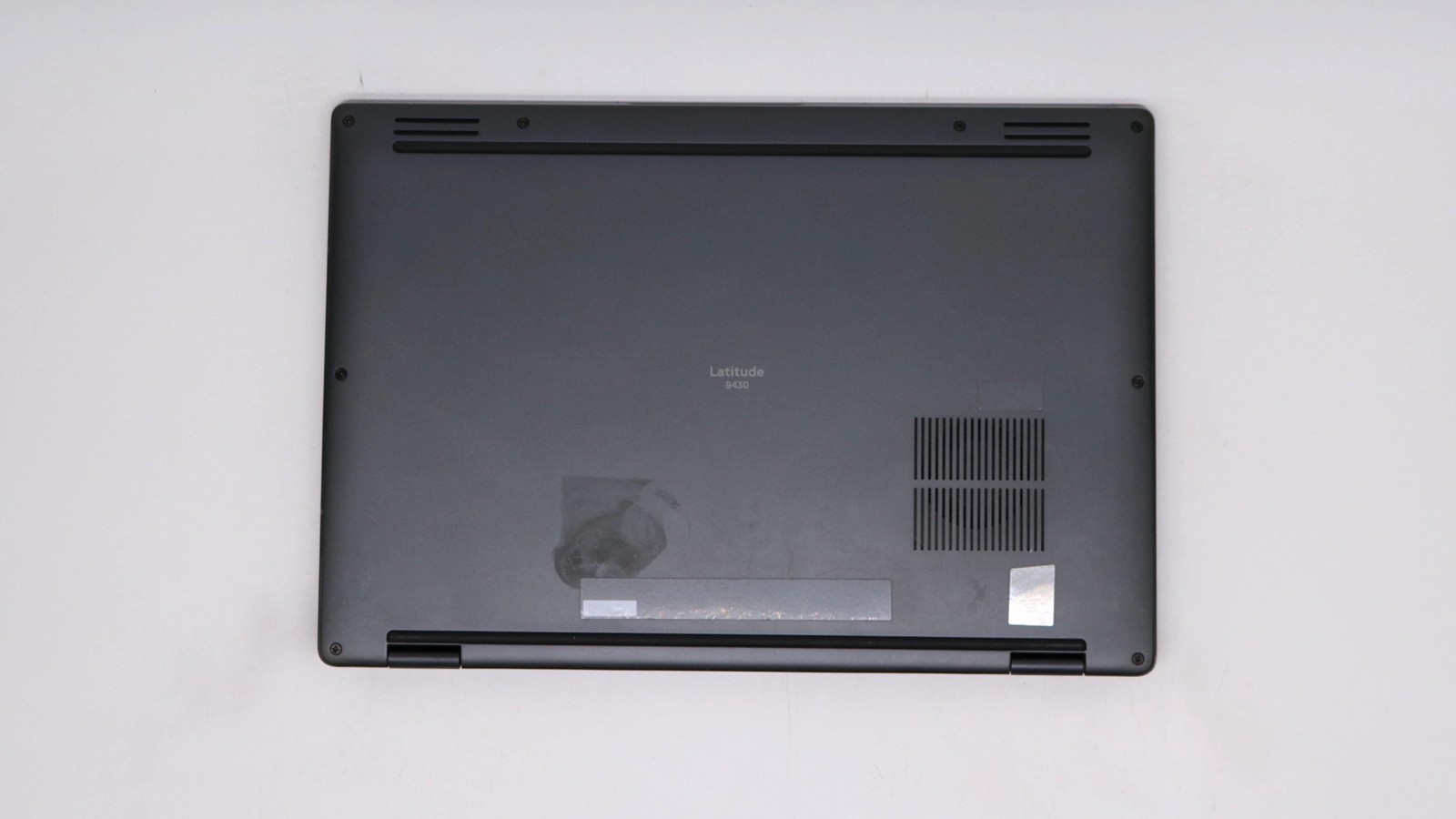 Dell Latitude 9430 14″ i7-1265u 32GB 1TB – Good