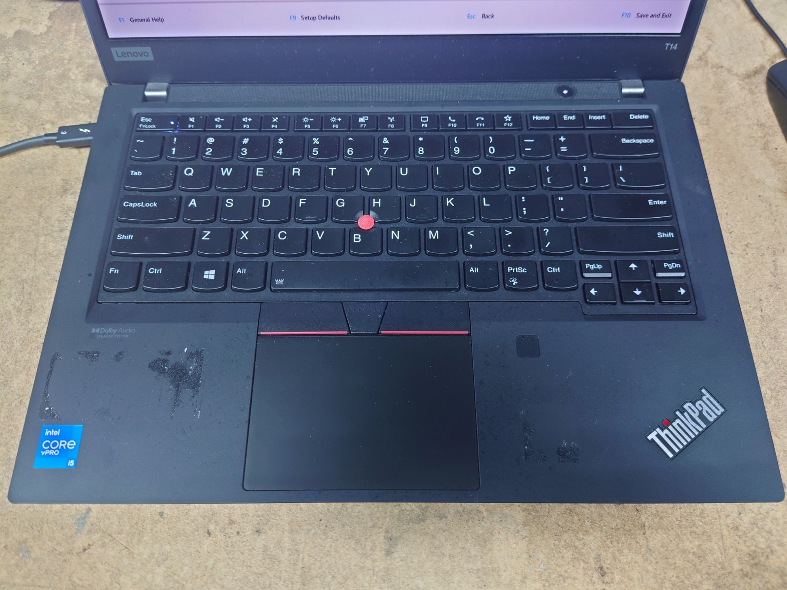 Lenovo ThinkPad T14 Gen 2 14″ UHD i5-1145G7 16GB RAM 512GB SSD MX450 NO OS