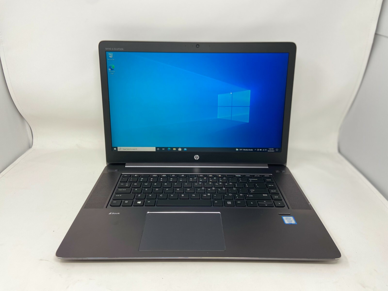 HP ZBook Studio G3 Xeon E3-1505M 2.8GHz 32GB 512GB SSD Wn10 M1000M Gaming Laptop