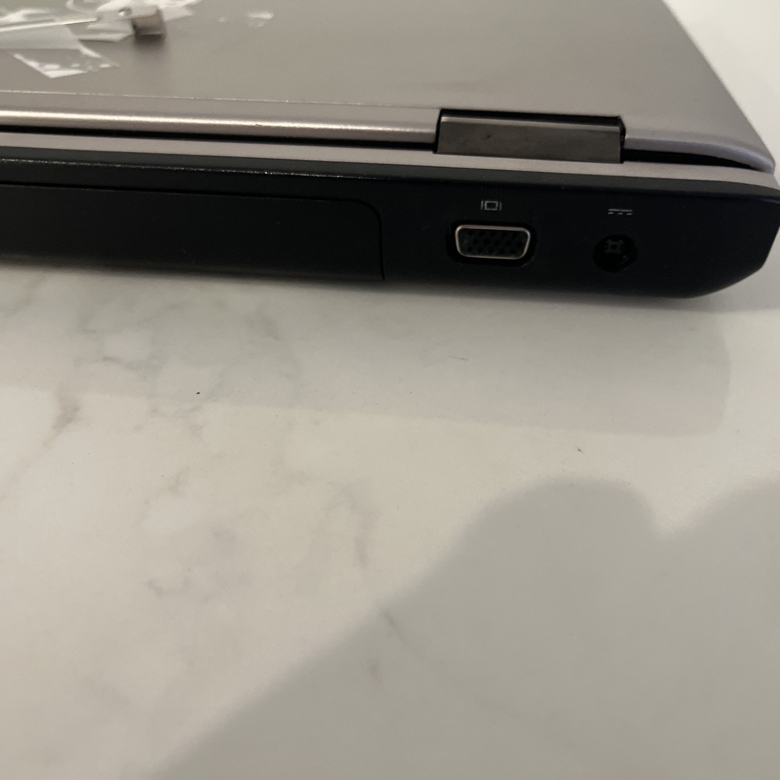 Dell Vostro 3555 Service Tag: 37rcpt1 15.6 Inch Laptop No Hd, No Power Cord.