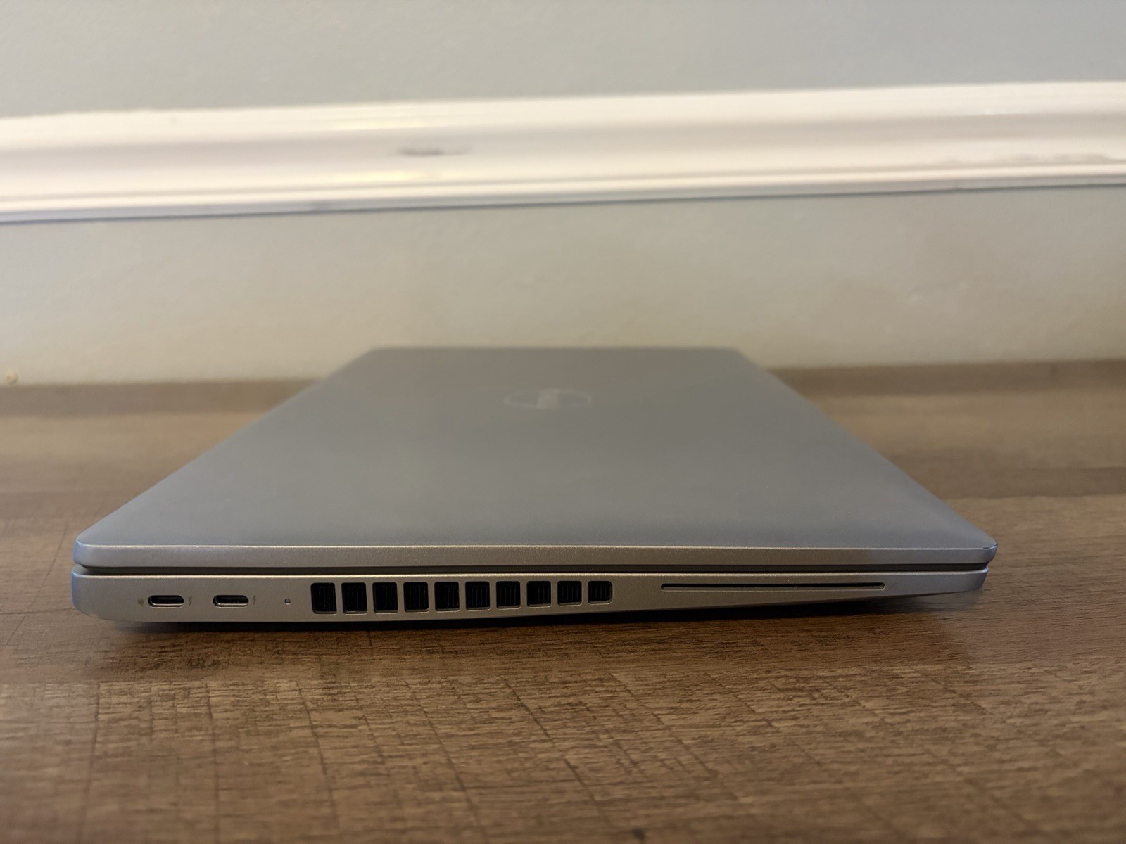 Dell Latitude 5550 Ultra 7 155U 16GB 512GB FHD Touch Fingerprint Warranty W11P