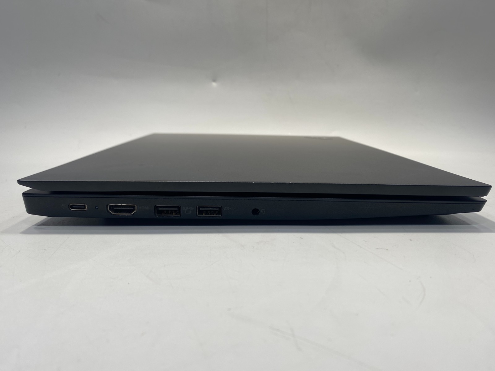 Lenovo ThinkPad E590 15.6″ | i7 8565U 1.80GHz| 16Gb Ram| 256Gb SSD | NO OS