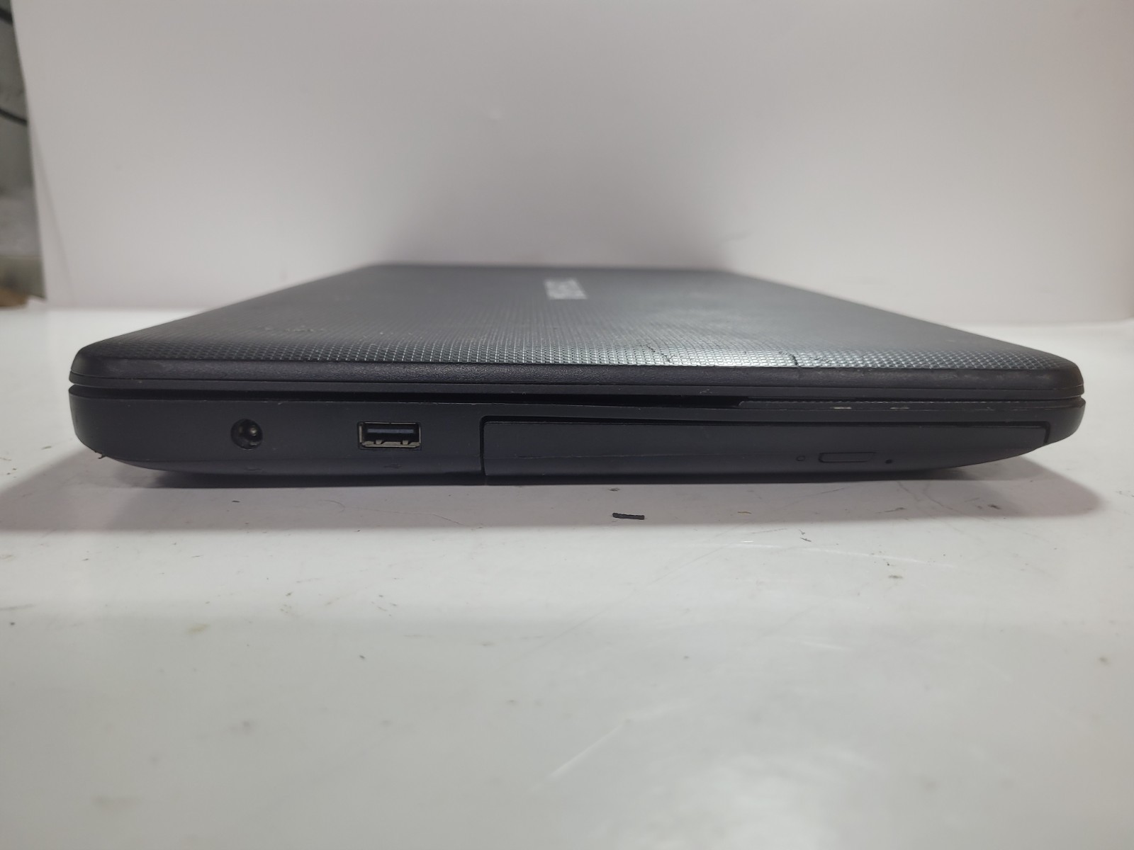 Toshiba Satellite C855D-S5201 w/AMD E1-1200, 12GB RAM Laptop for Repair #0347