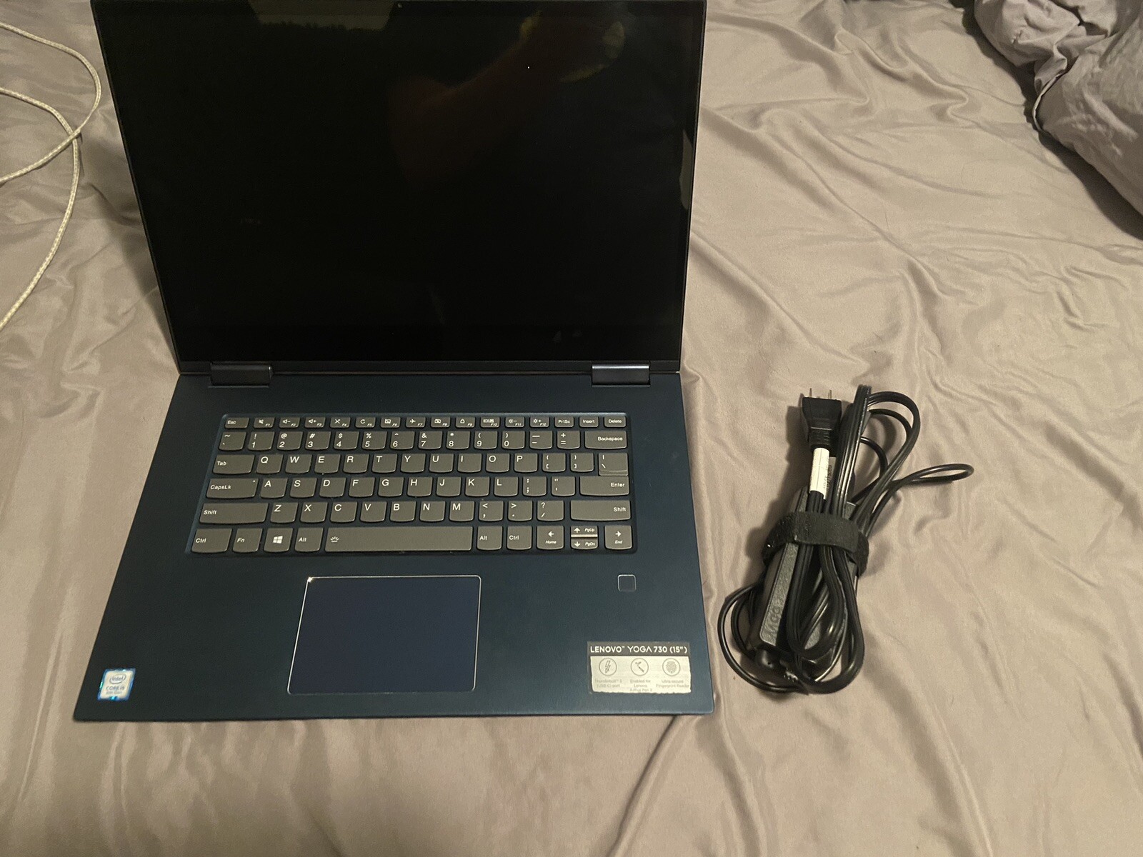 Lenovo Yoga 730-15Ikb (256 GB SSD, ntel Core i5 8 th. Gen., 8 GB RAM, Intel…