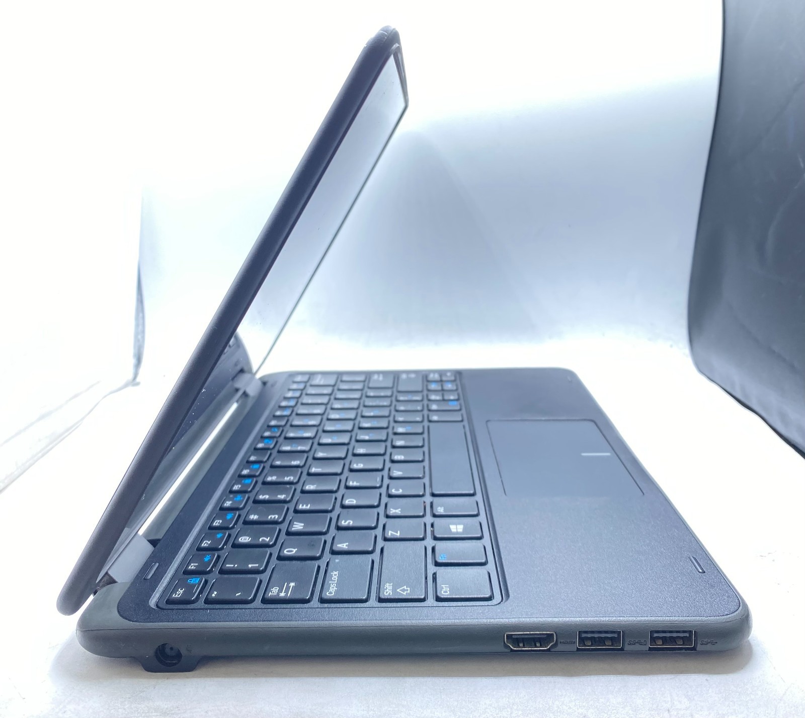 Dell Latitude 3190 2-in-1 Laptop 11.6″ Intel Pentium N5030@1.10GHz 4GB RAM 256GB