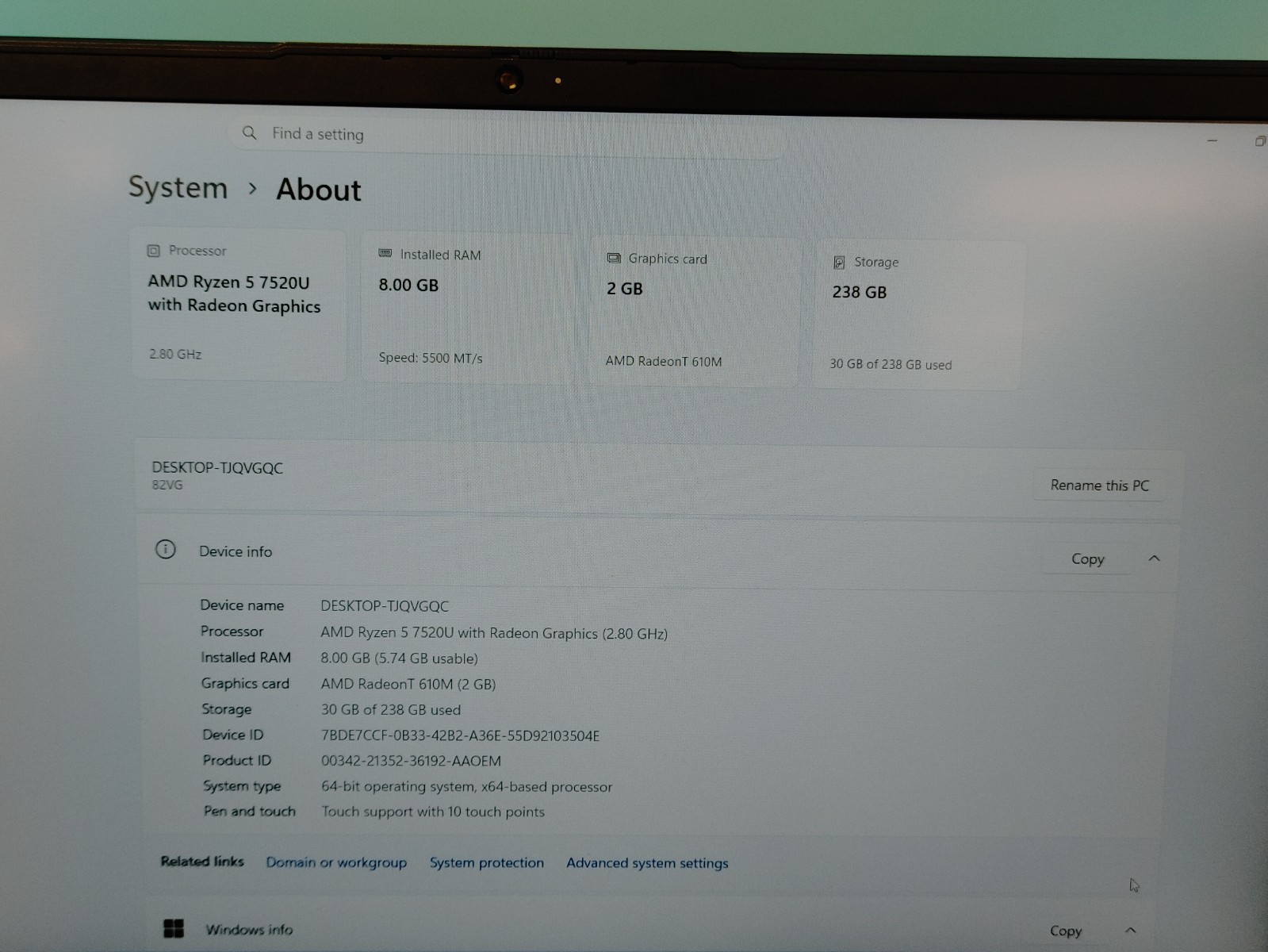 Lenovo IdeaPad 1 15AMN7 15.6″ Ryzen 5 7520U 2.8GHz 8GB DDR5 256GB SSD