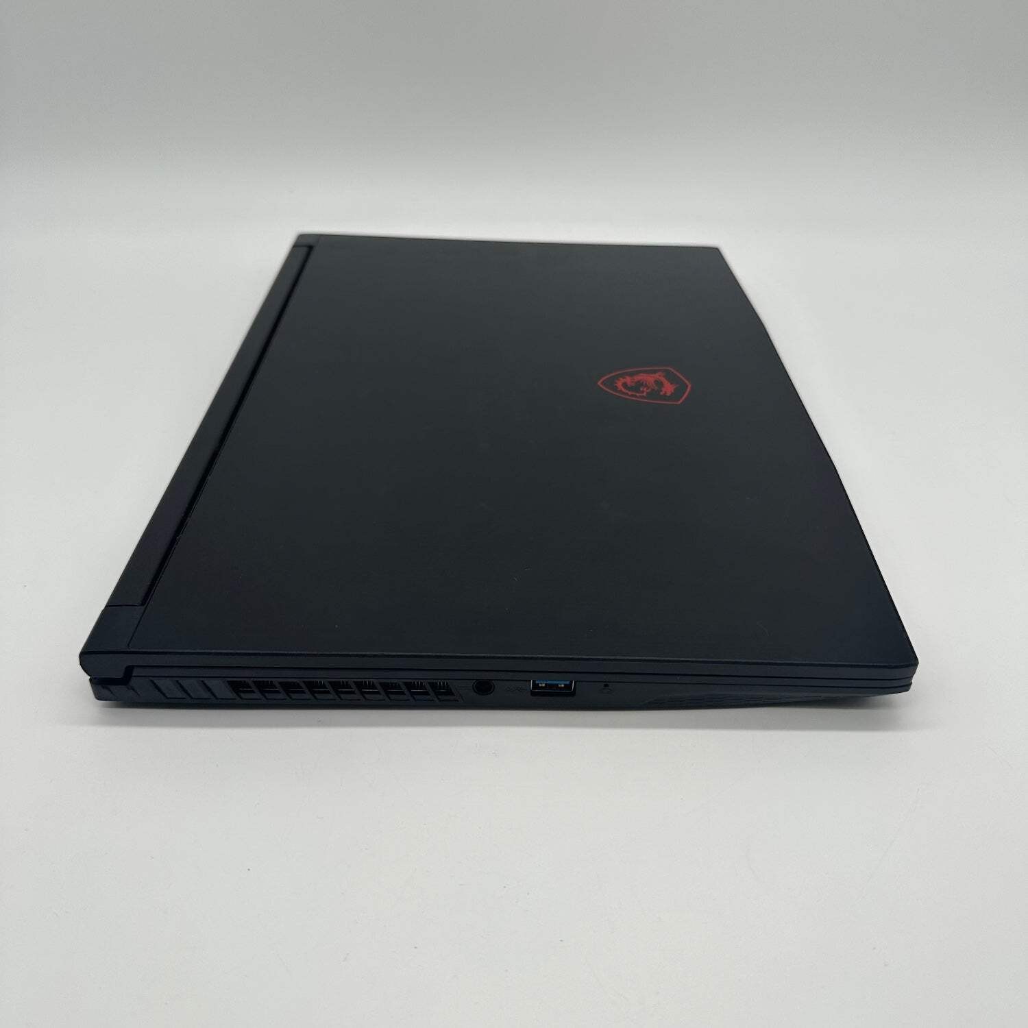 MSI Thin GF63 12UCX 15.6″ i5-12450H 2.0GHz 8GB RAM 1TB SSD GeForce RTX 2050