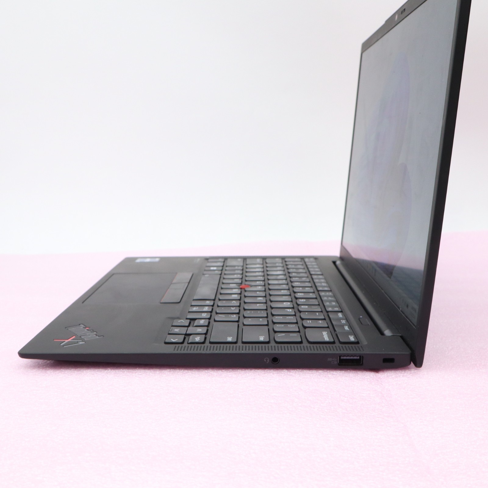 Lenovo Thinkpad X1 Carbon Gen 10 TOUCHSCREEN i7-1270P 16GB 5200 DDR5 128GB M.2