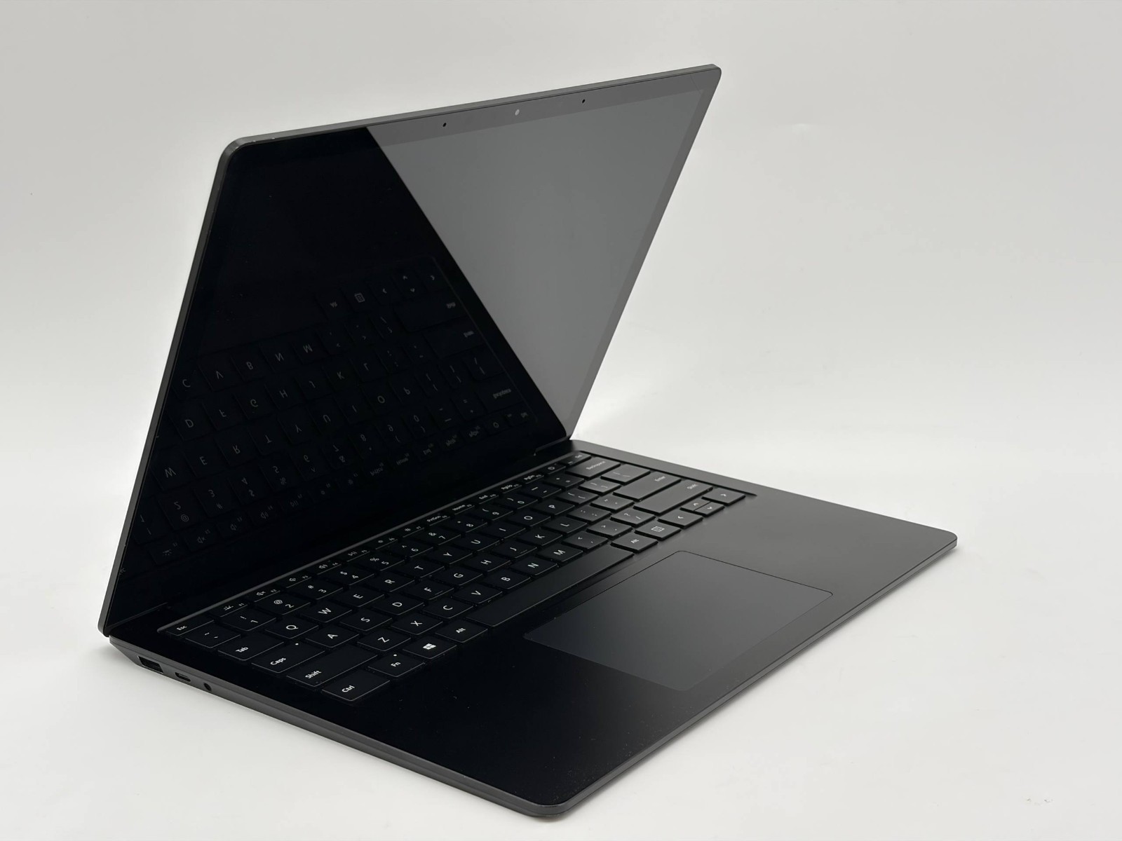 Microsoft Laptop 3 1868 Intel Core i7-1065G7 @1.3GHz 16GB RAM 256GB Win 11 Pro