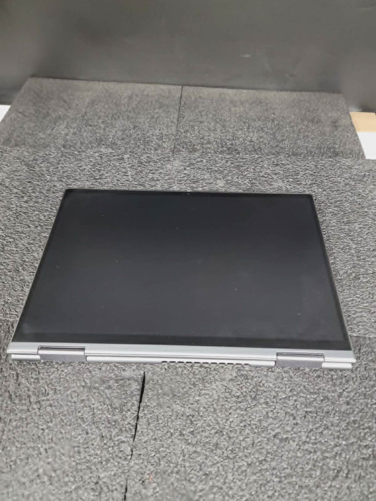 Lenovo 20Y0-S2S30B ThinkPad X1 Yoga Gen6 14″ 2-in-1 i7-1185G7 3.0GHz 16GB 512GB