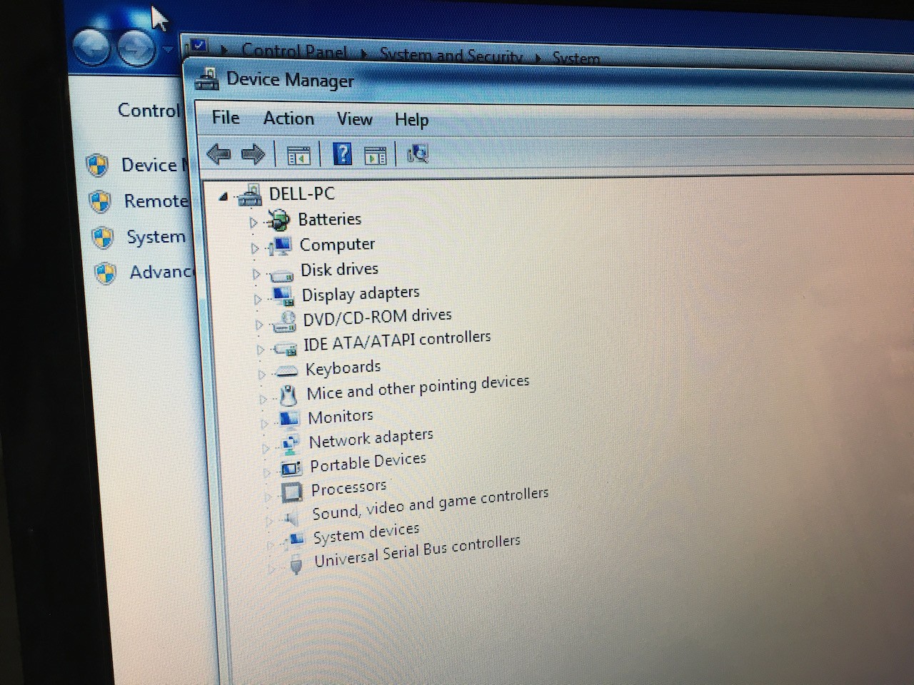 Dell Inspiron 1545 Pentium Dual-Core T4200 2GB 250GB Windows 7 Pro Optical DVD