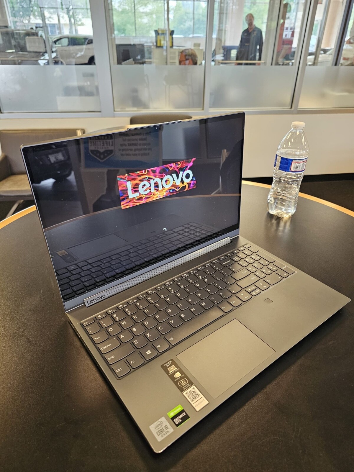 Lenovo Yoga 9 15IMH5 Notebook 4K 15.6″ i9-10980HK 16GB 1TB 1650 Ti 82DE000KUS