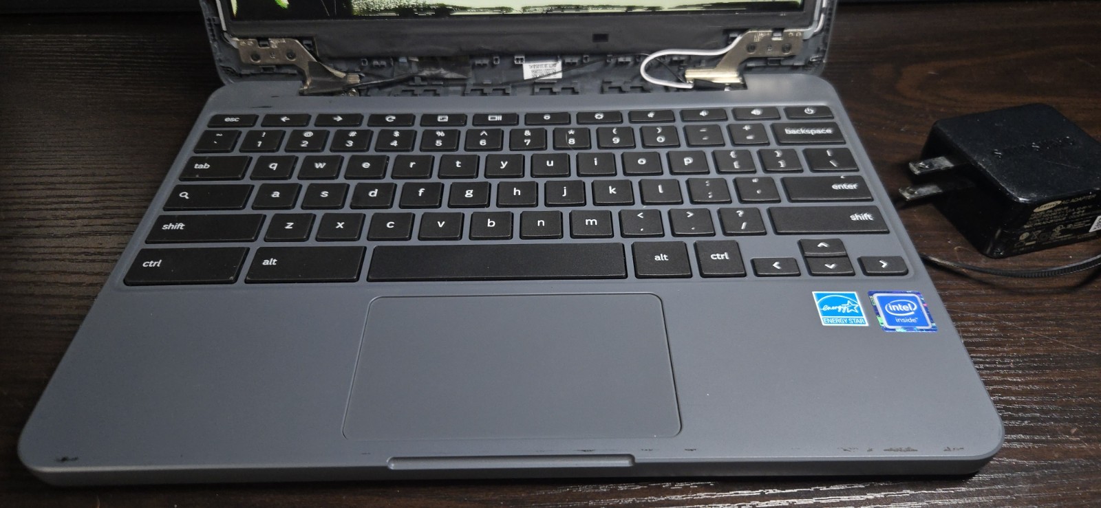 Dell Chromebook 11 3180 11.6″ Intel 1.6GHz 4GB 16GB SSD Laptop , w charger. S3
