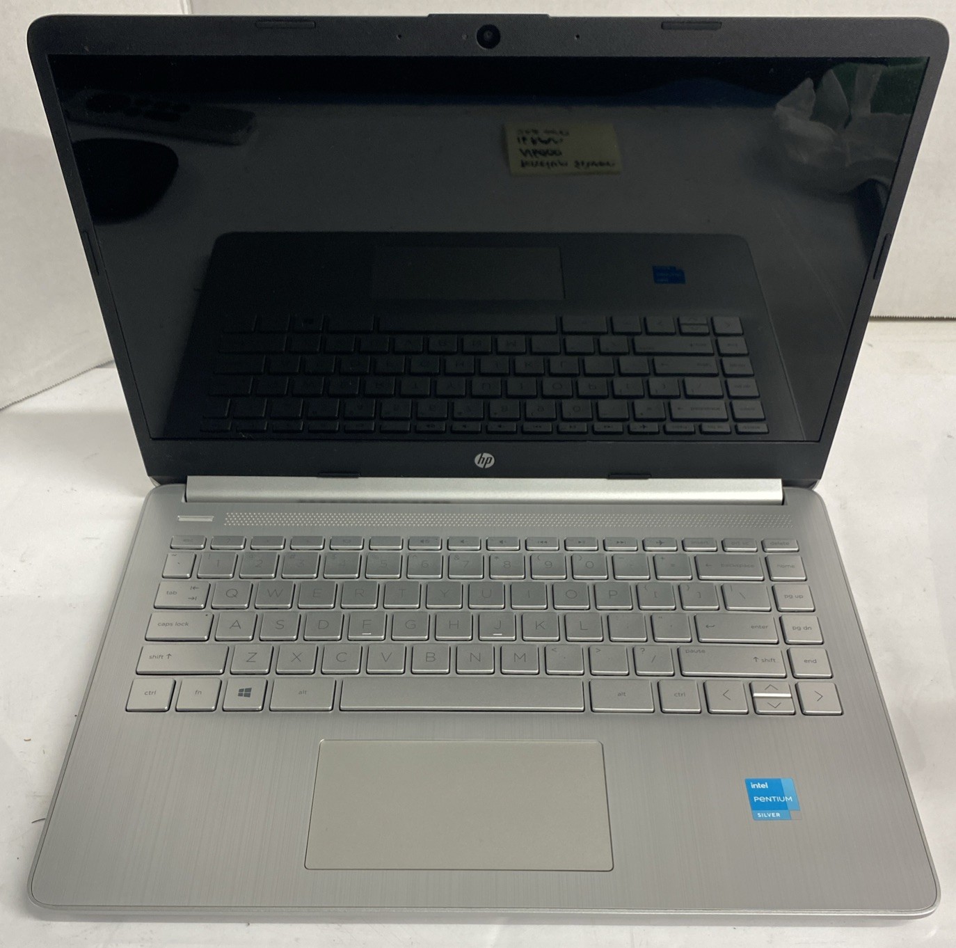 HP 14-dq3005cl 14″ W11 Intel Pentium Silver N6000 16GB RAM 256GB SSD Webcam