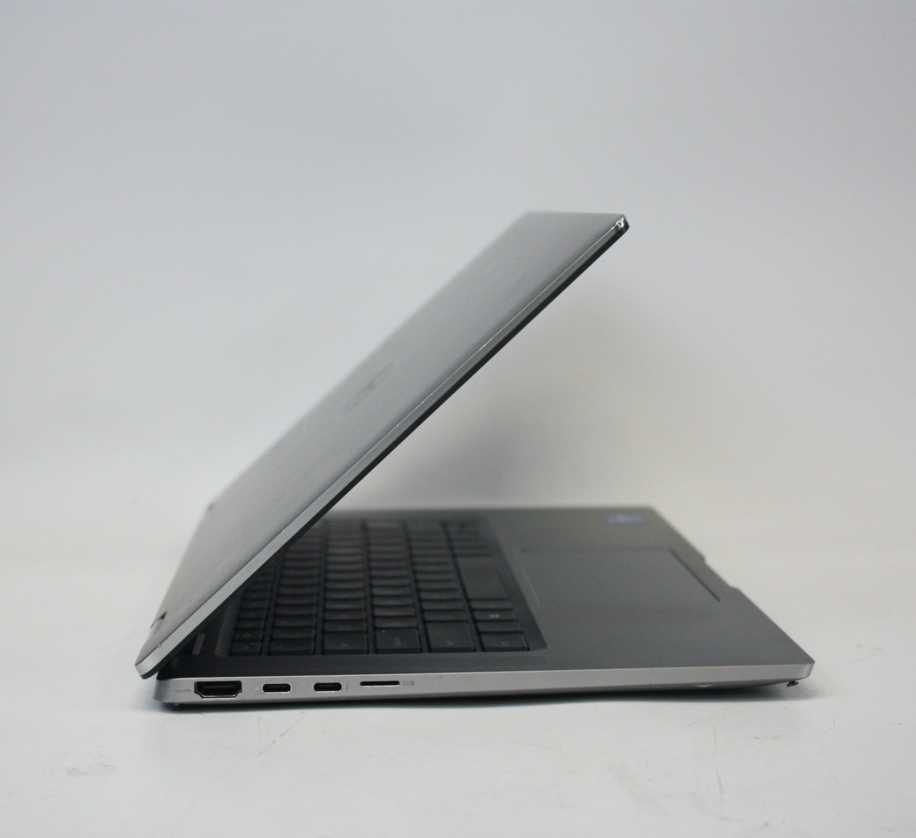 Dell Latitude 9520 15″ Touchscreen Laptop I5-1145G7 2.60GHz 16GB LPDDR4X SDRAM