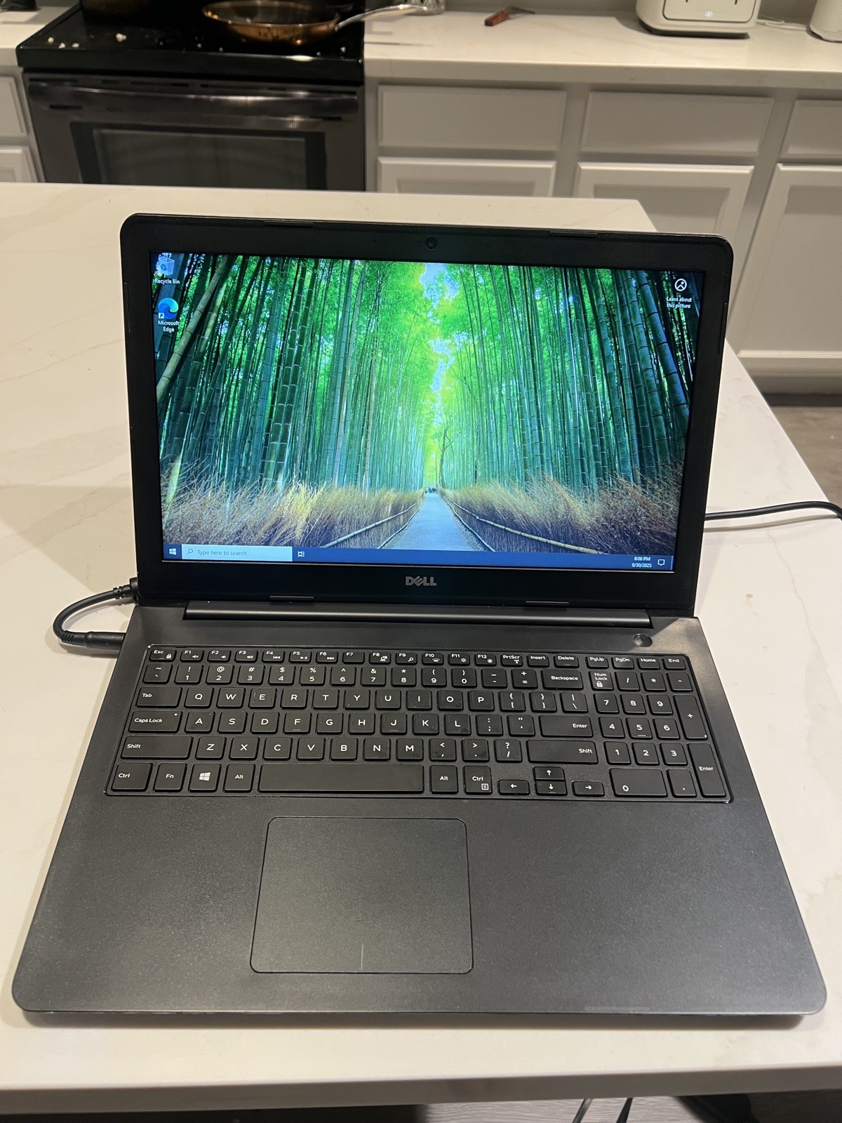 Dell Inspiron 5545 – 15″ 1366×768 – A10-7300 – 8GB – 500gig storage please read