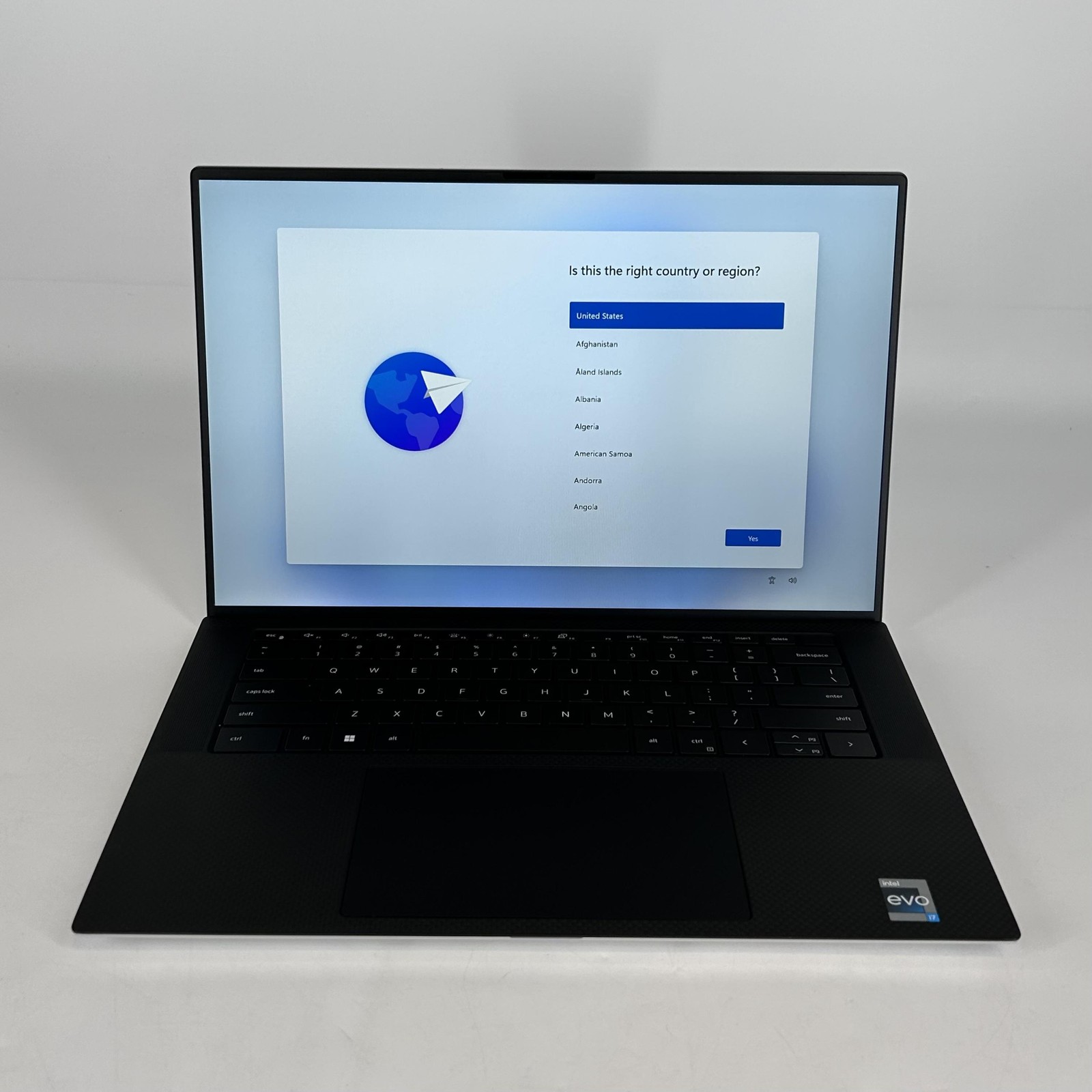 Dell XPS 15 9530 Silver FHD+ 2.4 GHz i7-13700H 32GB 2TB/512GB RTX 4060 Very Good
