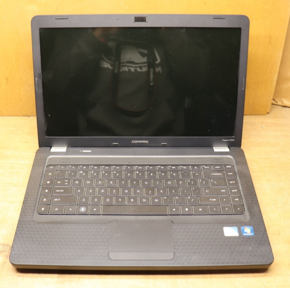 Compaq Presario CQ56-109WM Celeron Windows 7 No Power Cord Untested Estate Find