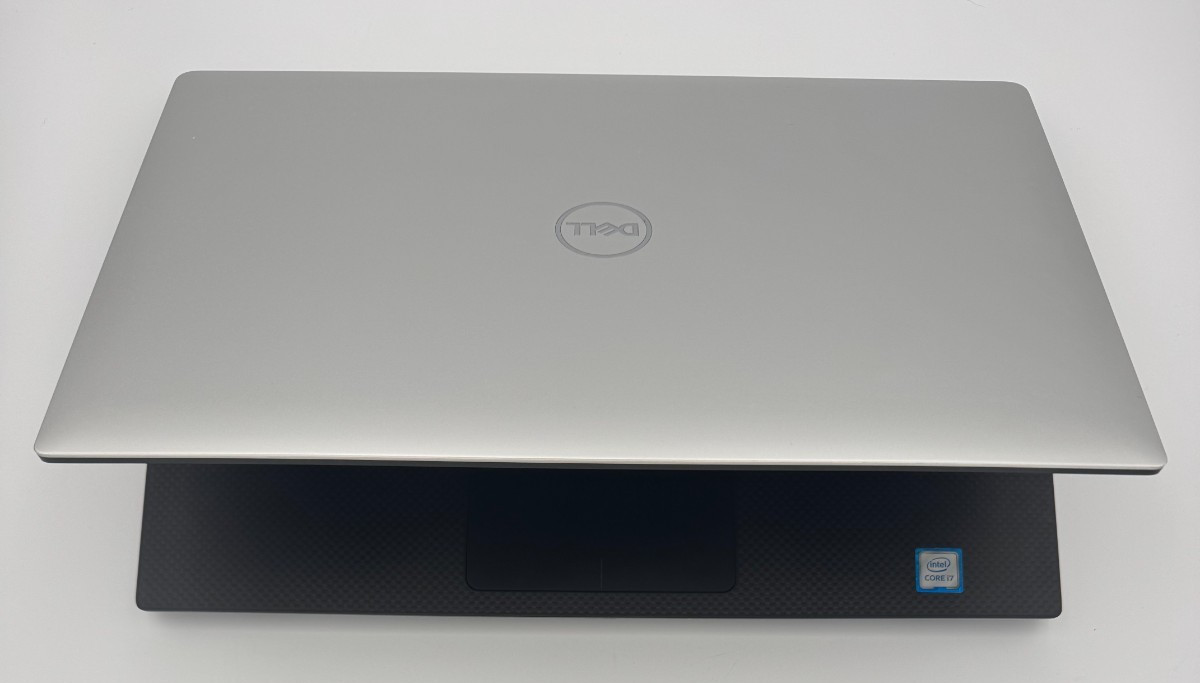 Dell XPS 15 7590 15.6″ | Intel i7-9750H 2.60GHz | 32GB | 1.024TB NVME