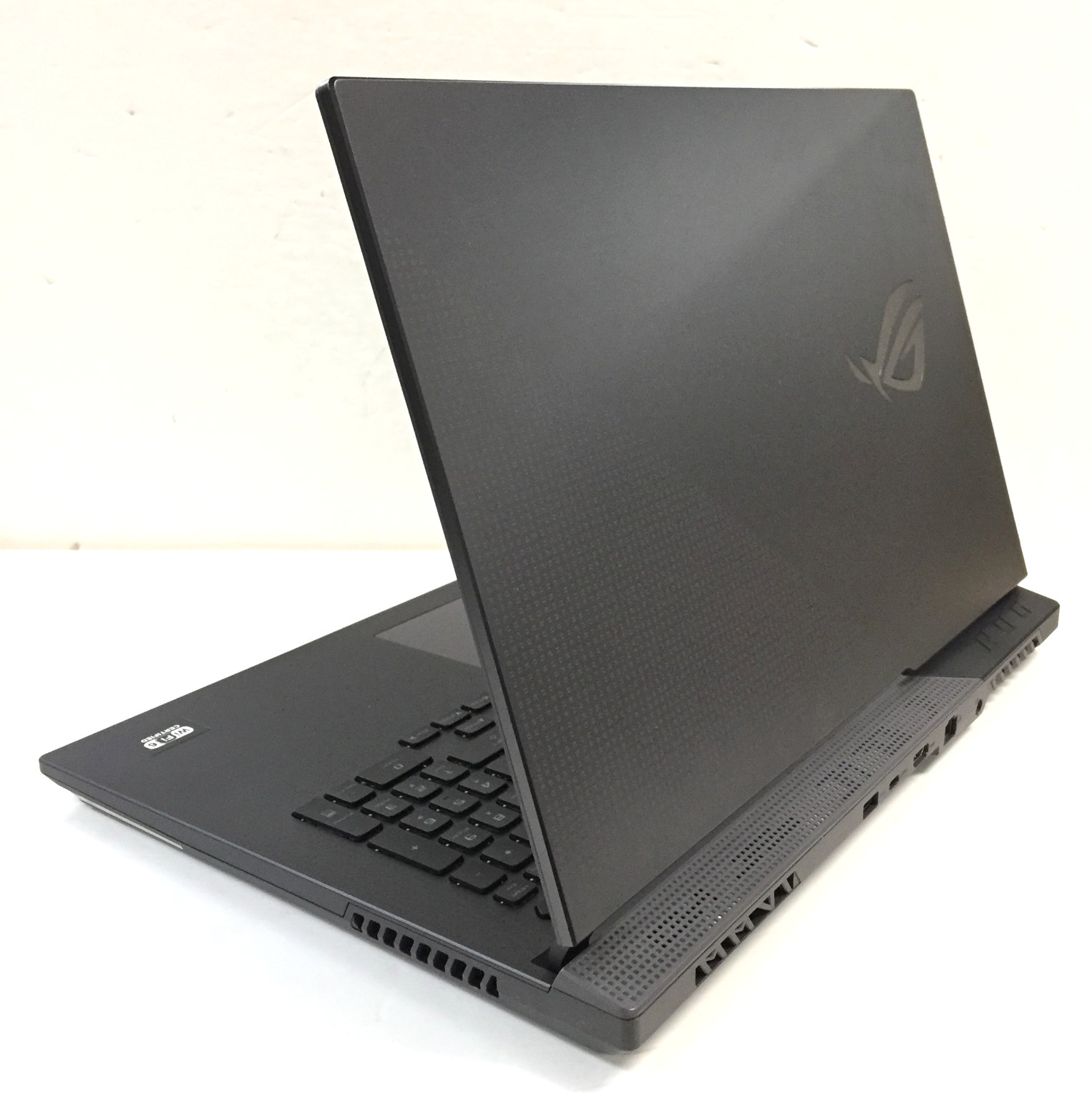 Asus Rog Strix G17 G713QR-ES96 17.3 Gaming Laptop/AMD R9 5900HX/RTX 3070/16G/1TB