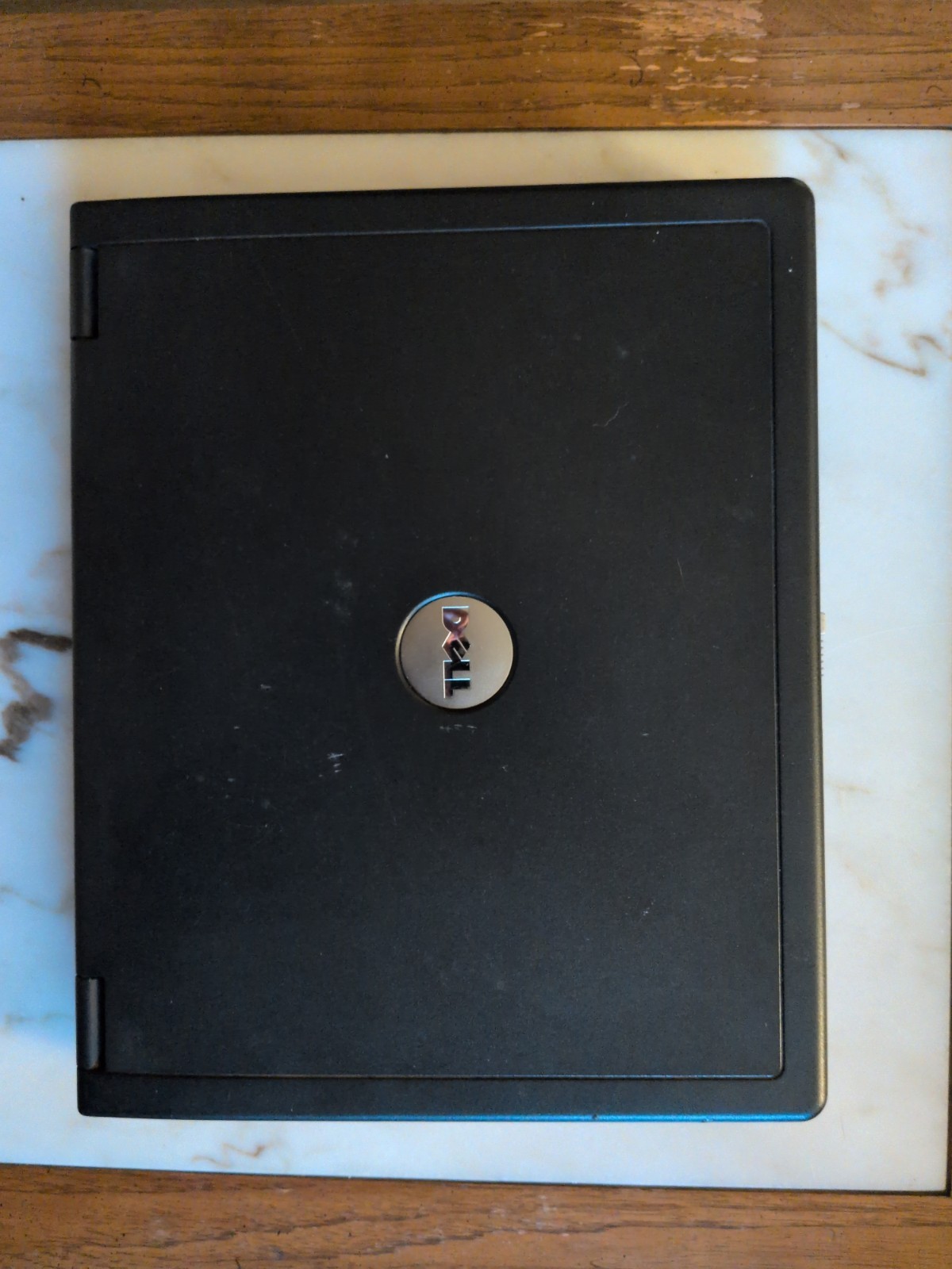 Dell Inspiron 1000 PC Laptop Netbook Intel Celeron Windows XP Black