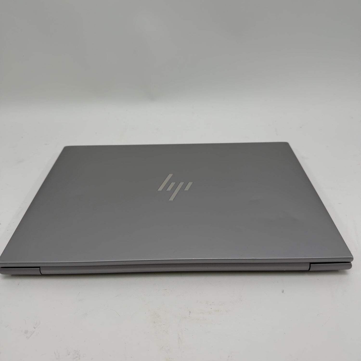 HP ZBook FIREFLY G10 14″ i7-1365U 1.8GHz 32GB RAM 256GB SSD RTX A500