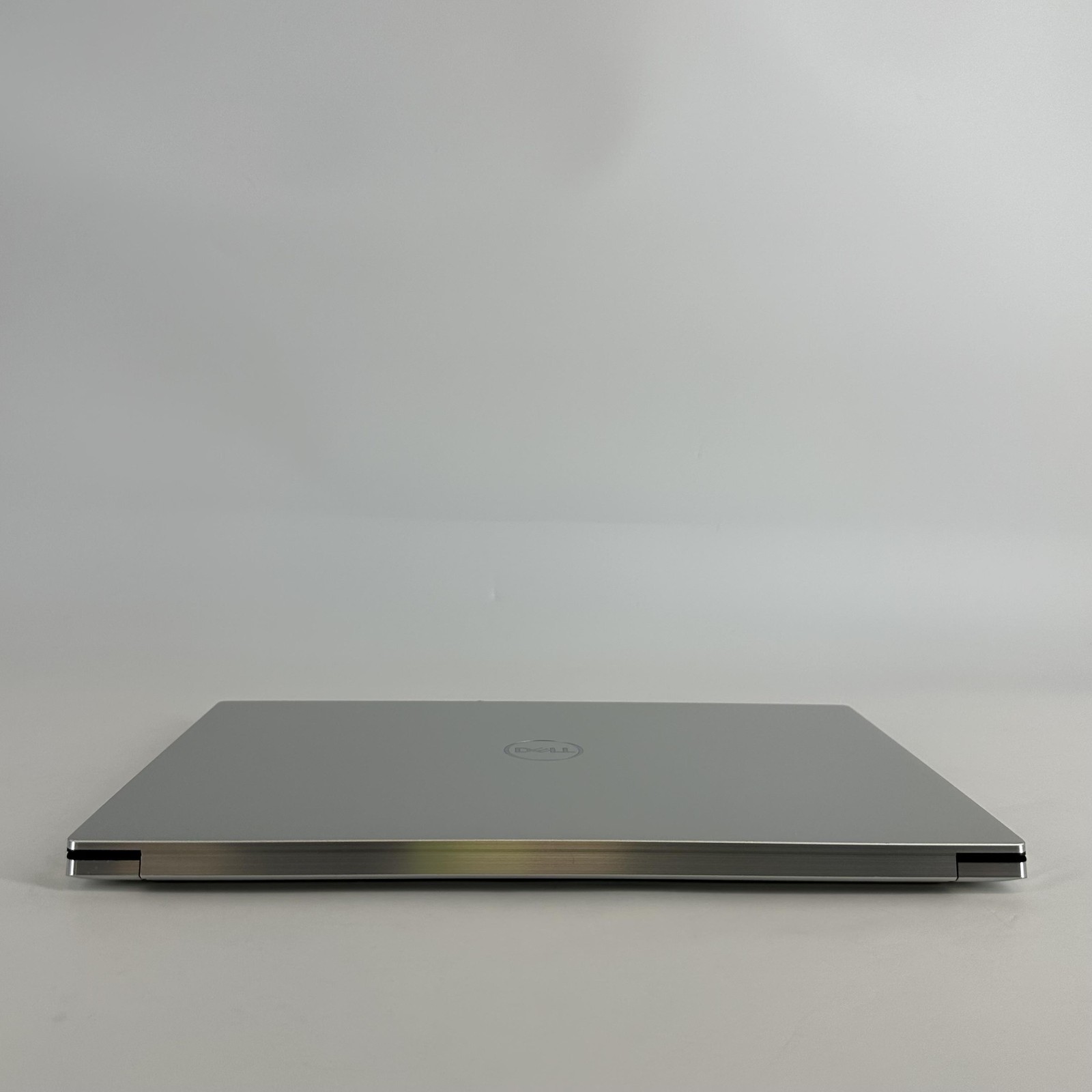 Dell XPS 15 9510 TOUCH i9-11900H 2.50GHz 32GB 1TB SSD RTX 3050 Ti Very Good