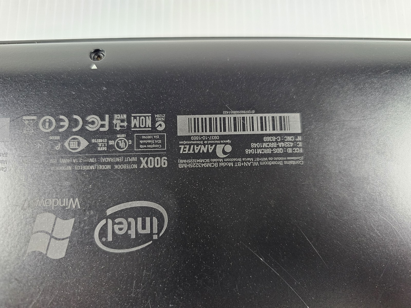 Samsung 900 Intel Core i5-2537M 1.4GHz 4GB NO HDD LAPTOP