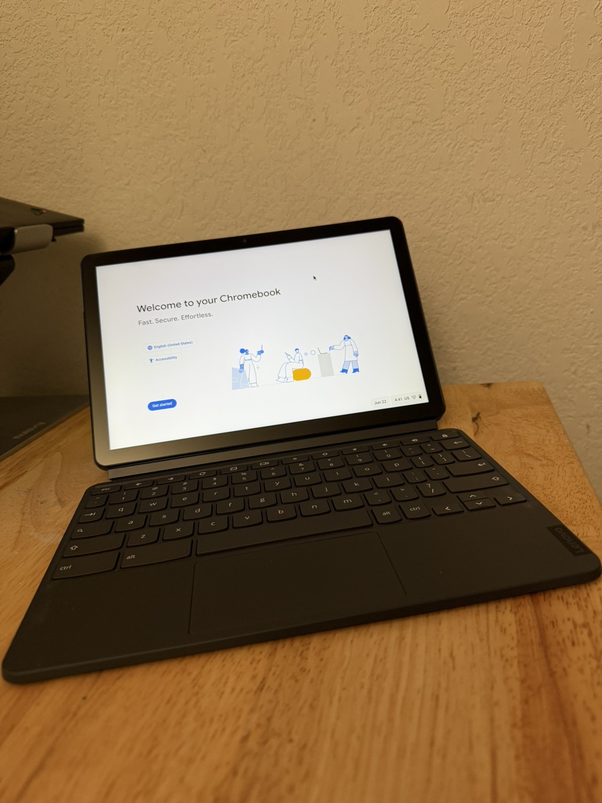 Lenovo Ideapad Duet Chromebook CT-X636F 10.1″ (128GB,2.00GHz,4GB)