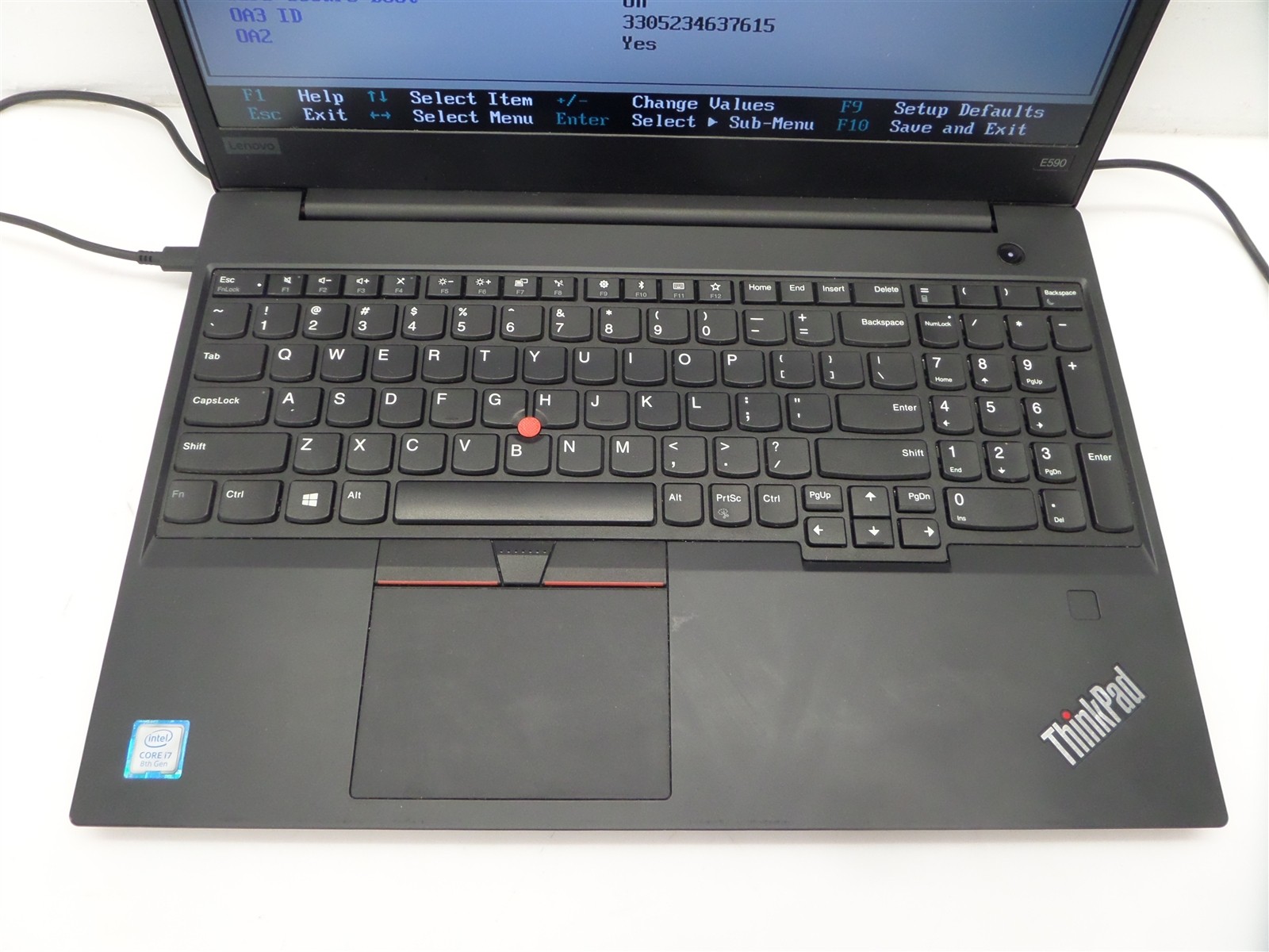 Lenovo ThinkPad E590 15.6″ w/ i7-8565U 1.8GHz CPU 4GB RAM – No HDD/Battery
