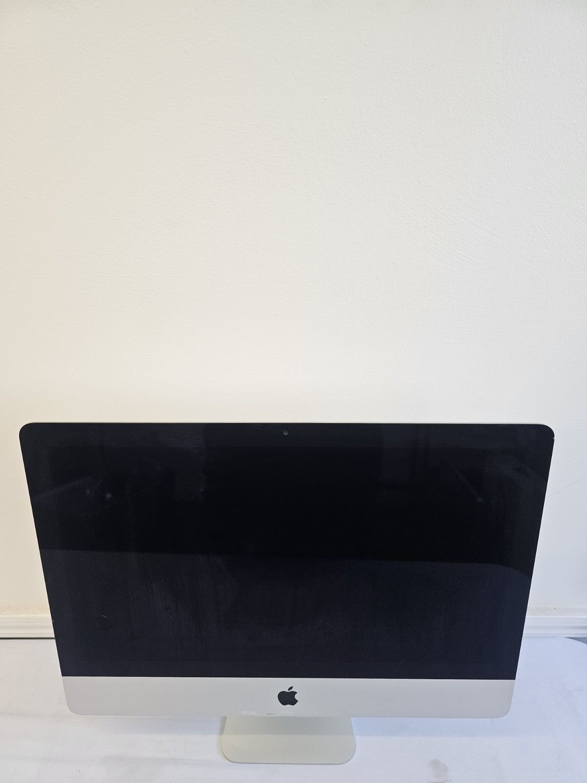 Apple iMac A1418 All-In-One Intel i5 – 8GB RAM – 1TB – Mac OS Catalina